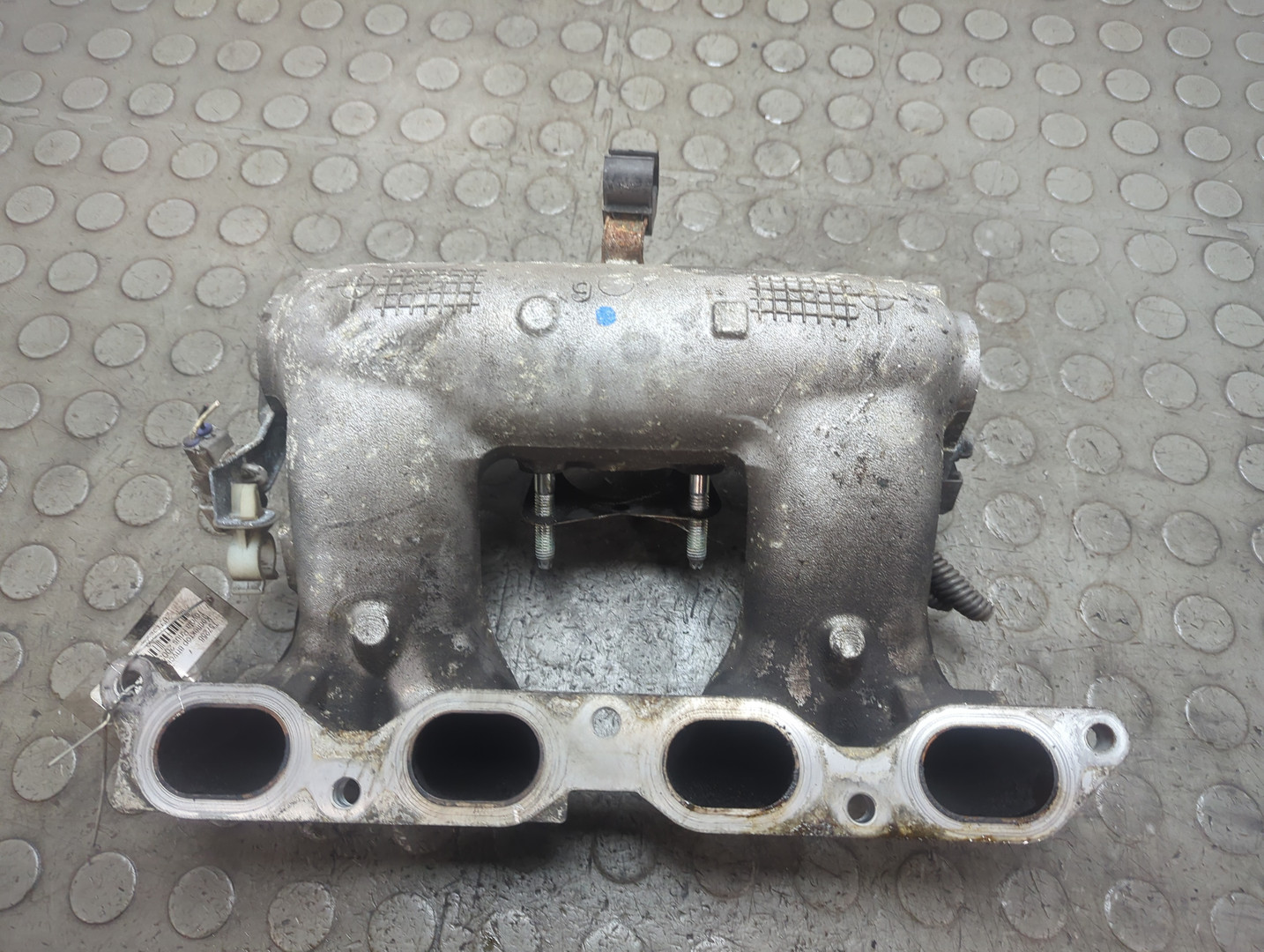 Коллектор впускной