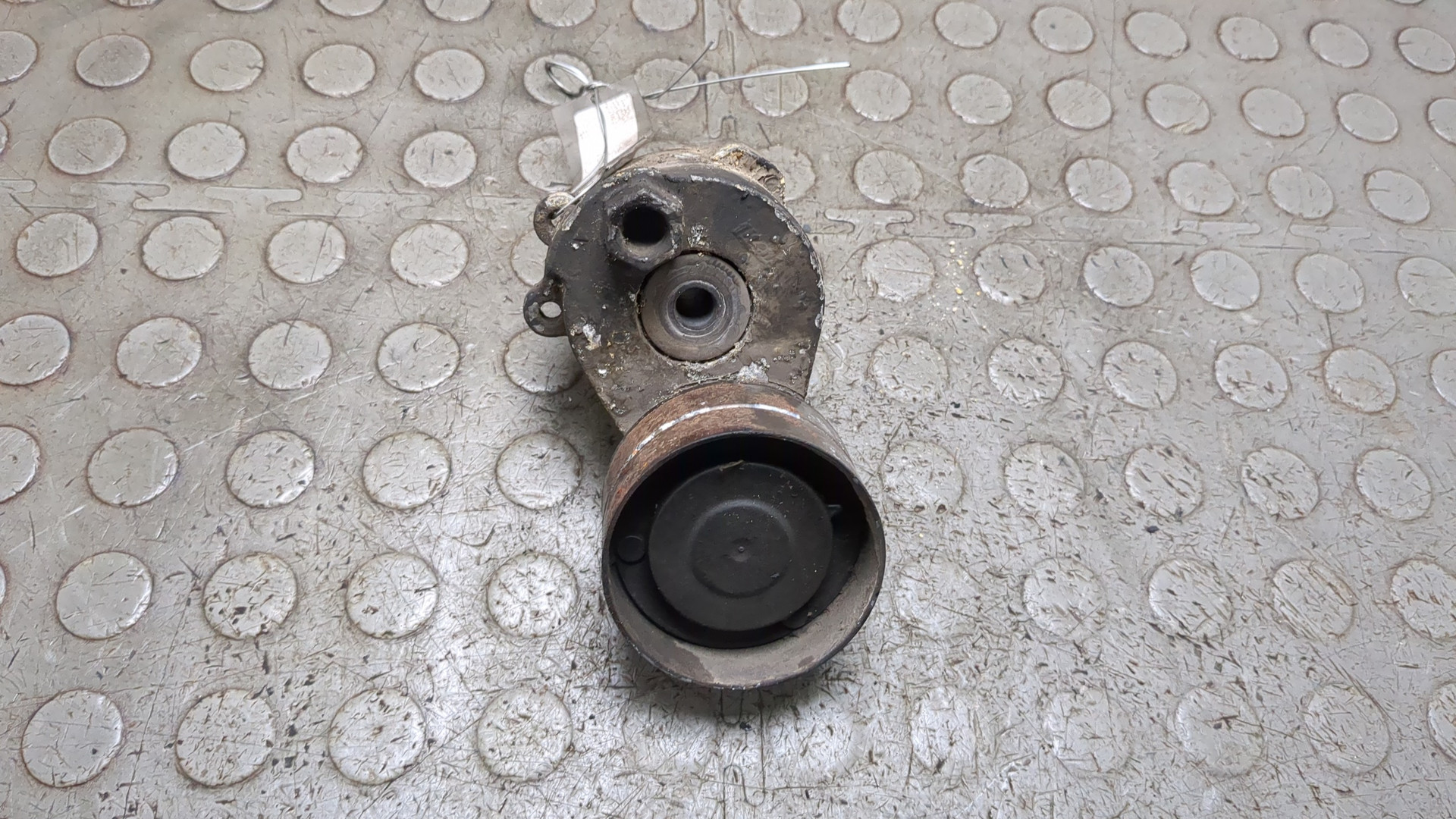 Натяжитель ремня