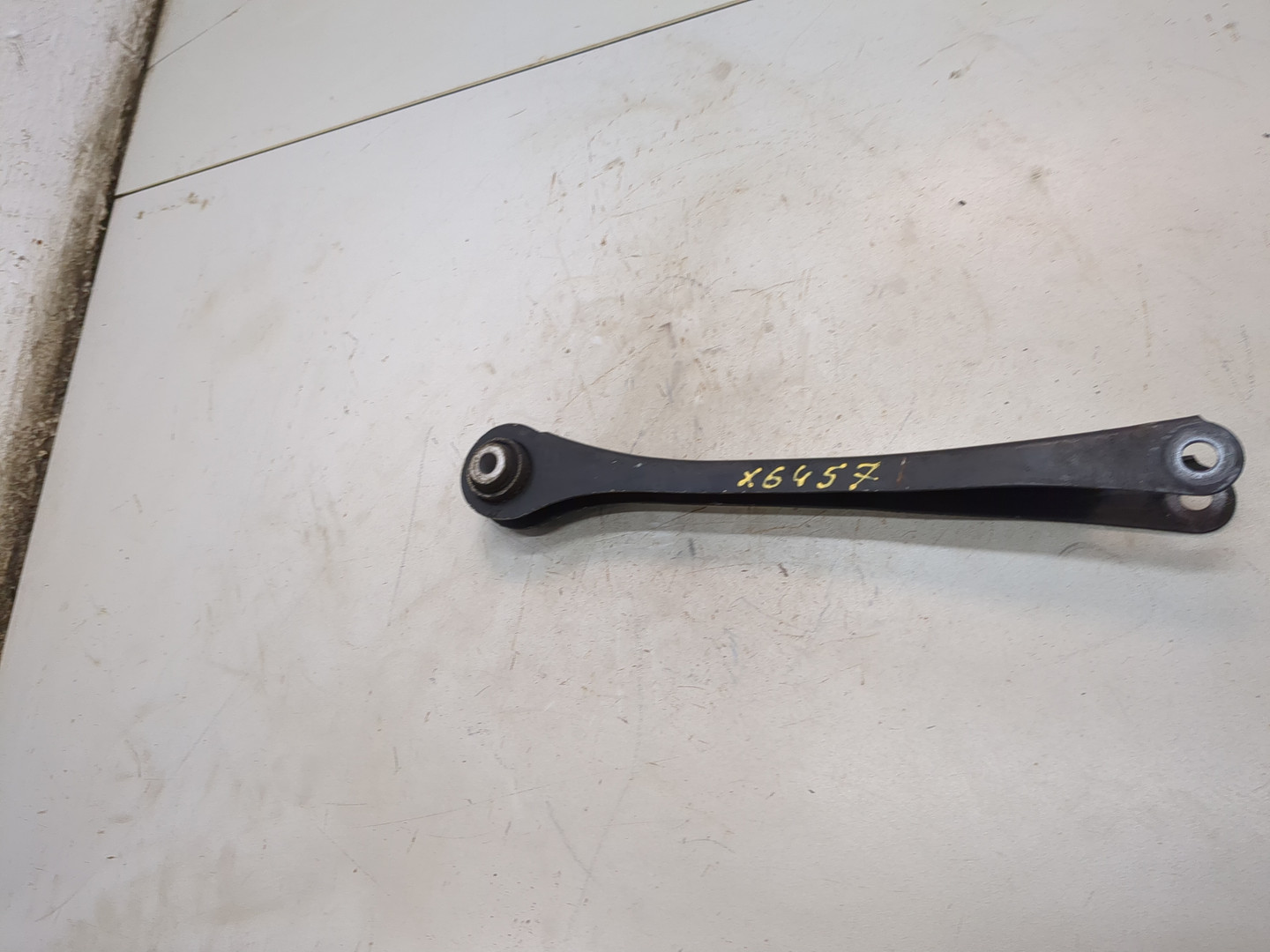 Рычаг задний