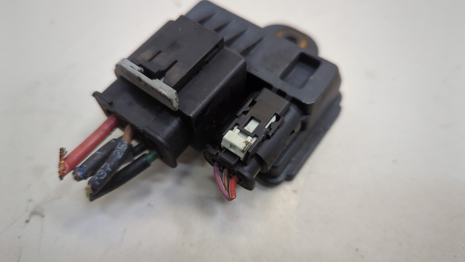 Реле свечей накала