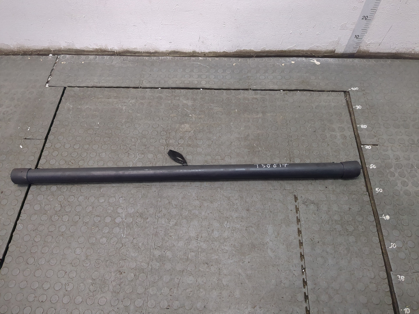 Шторка багажника