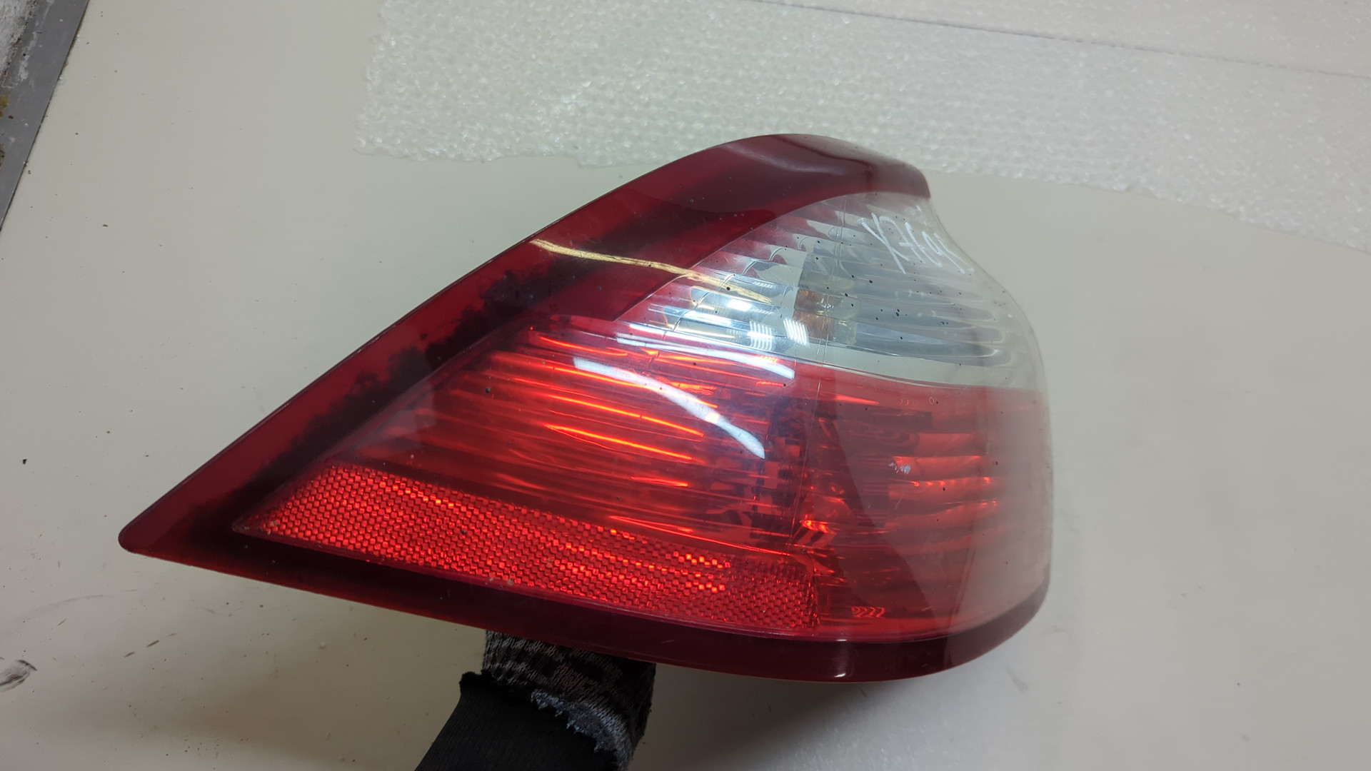 Фонарь задний левый