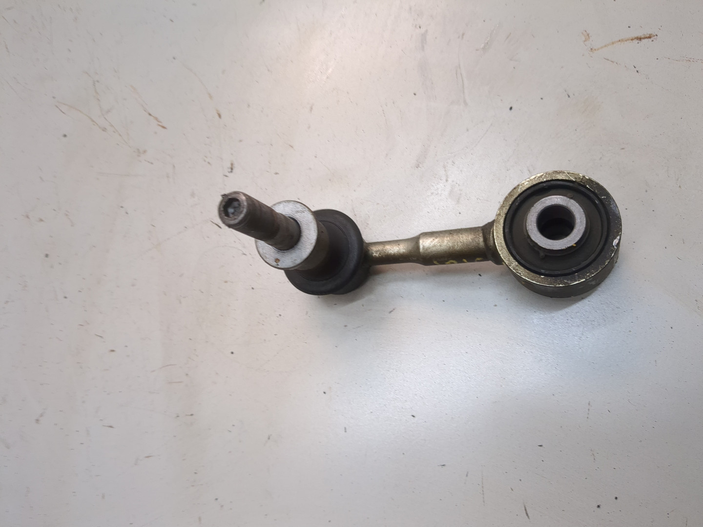 Рычаг задний