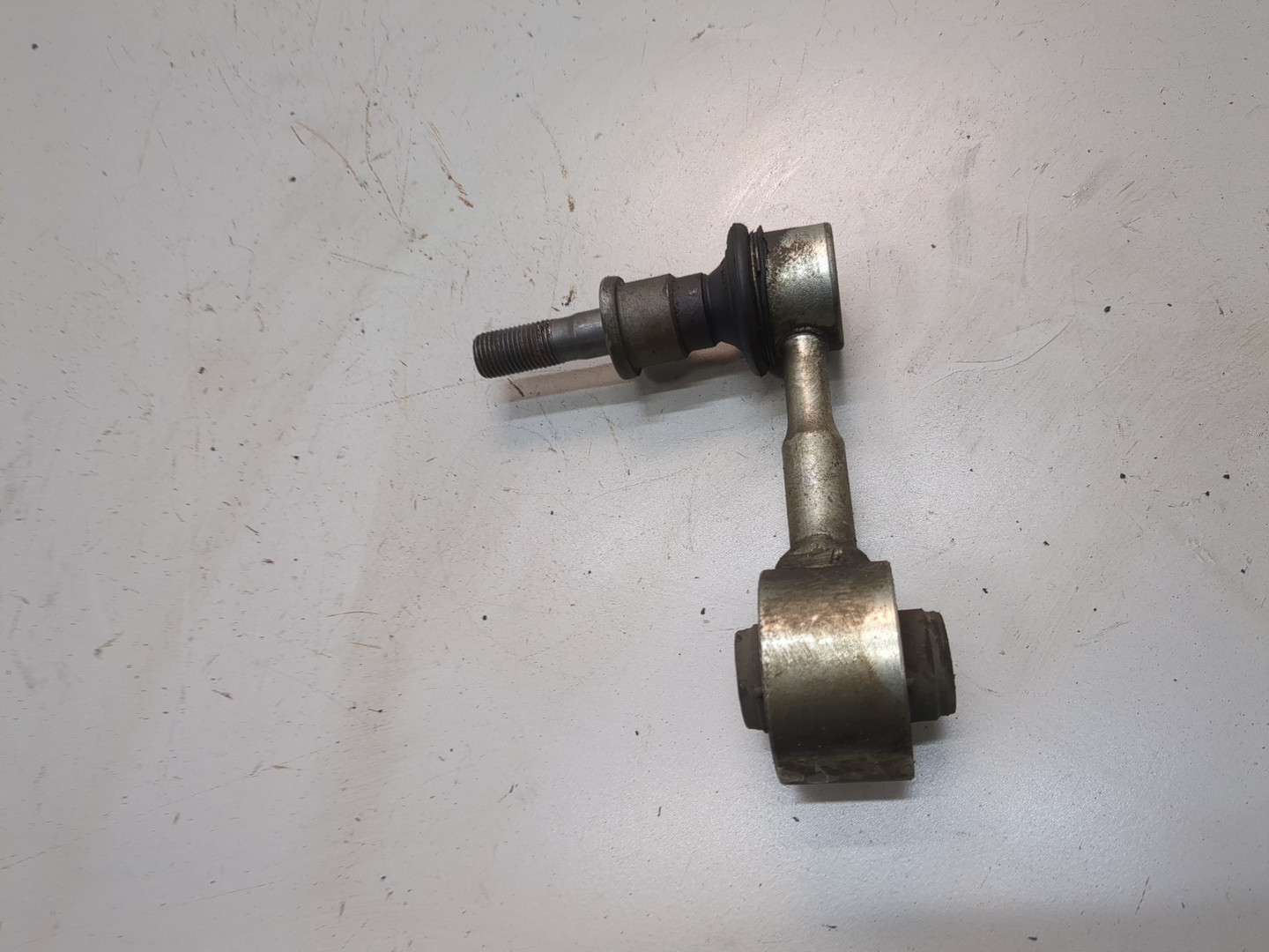 Рычаг задний