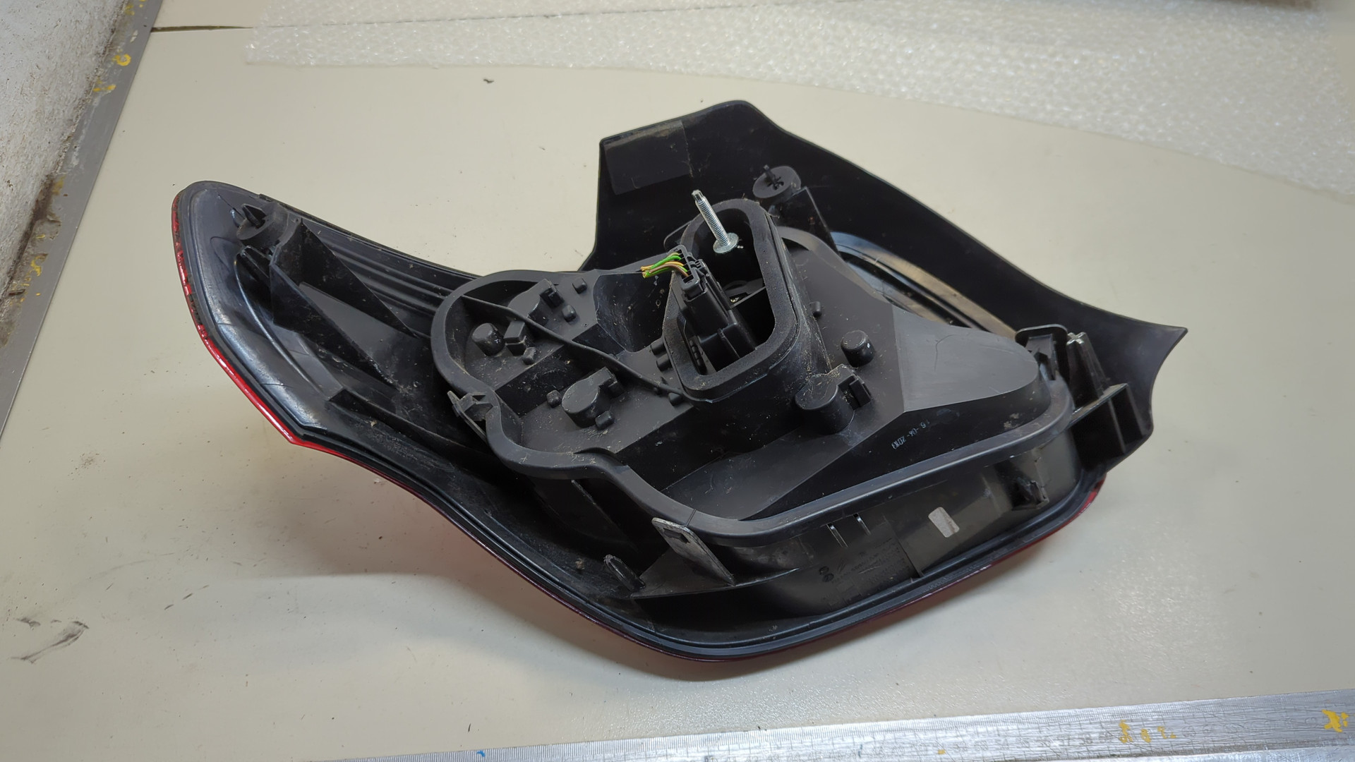 Фонарь задний правый