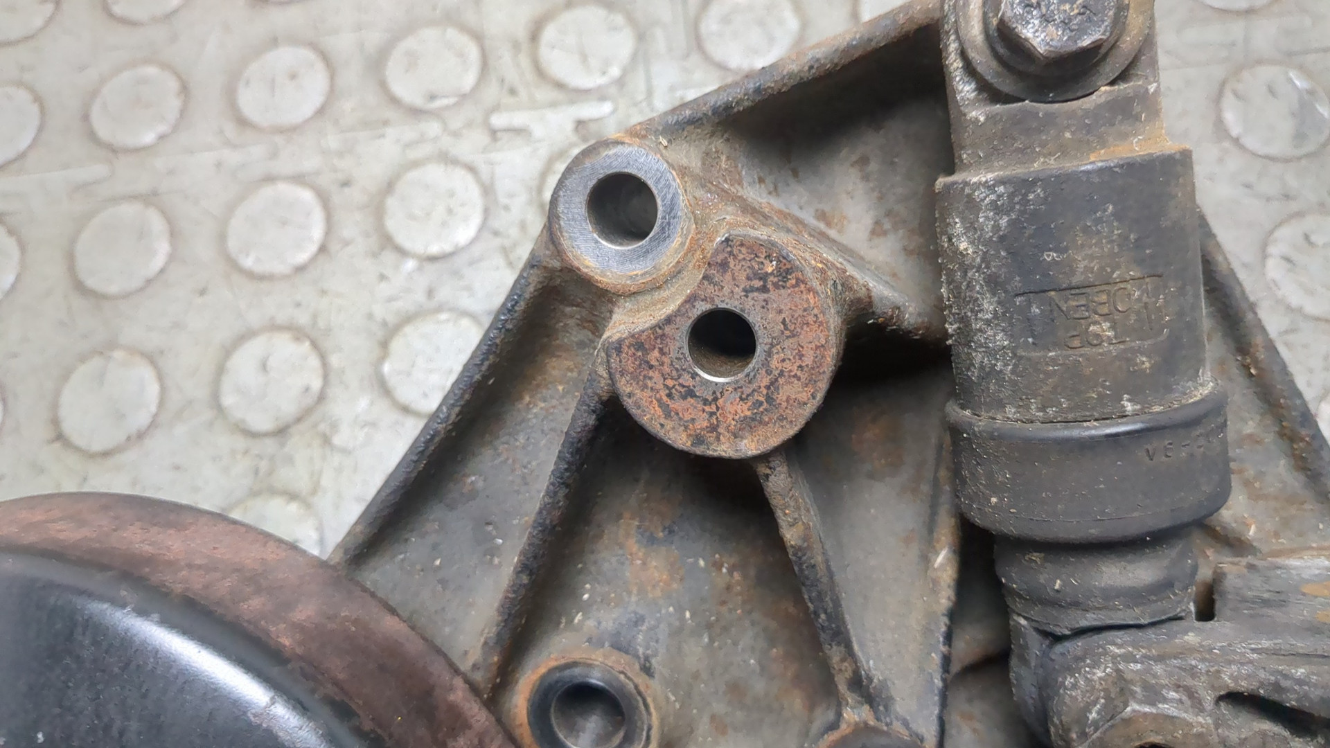 Кронштейн термомуфты