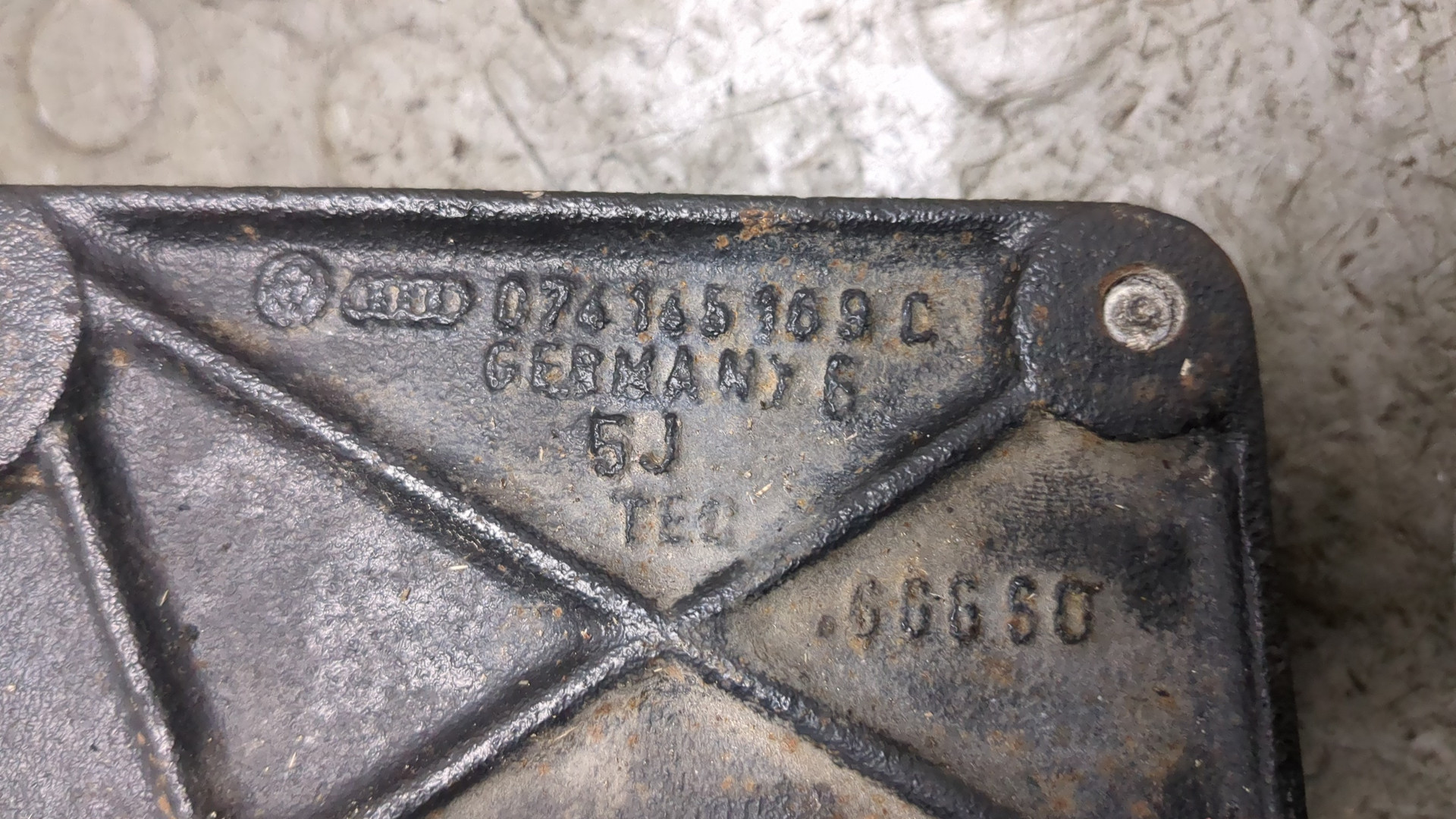 Кронштейн термомуфты