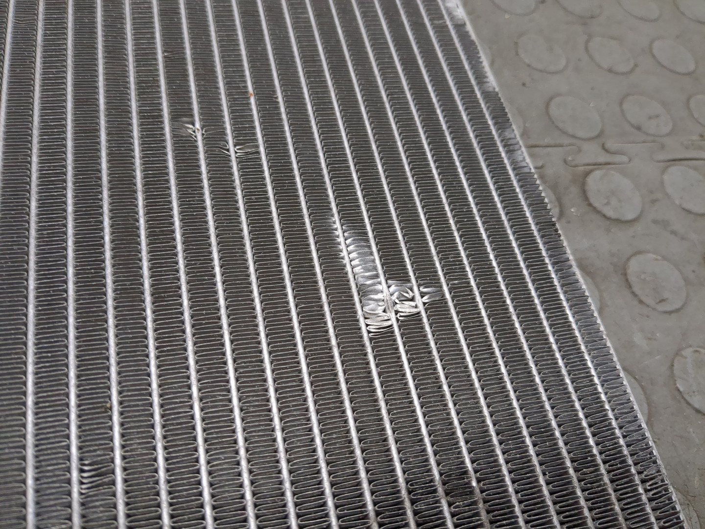 Радиатор охлаждения двигателя основной