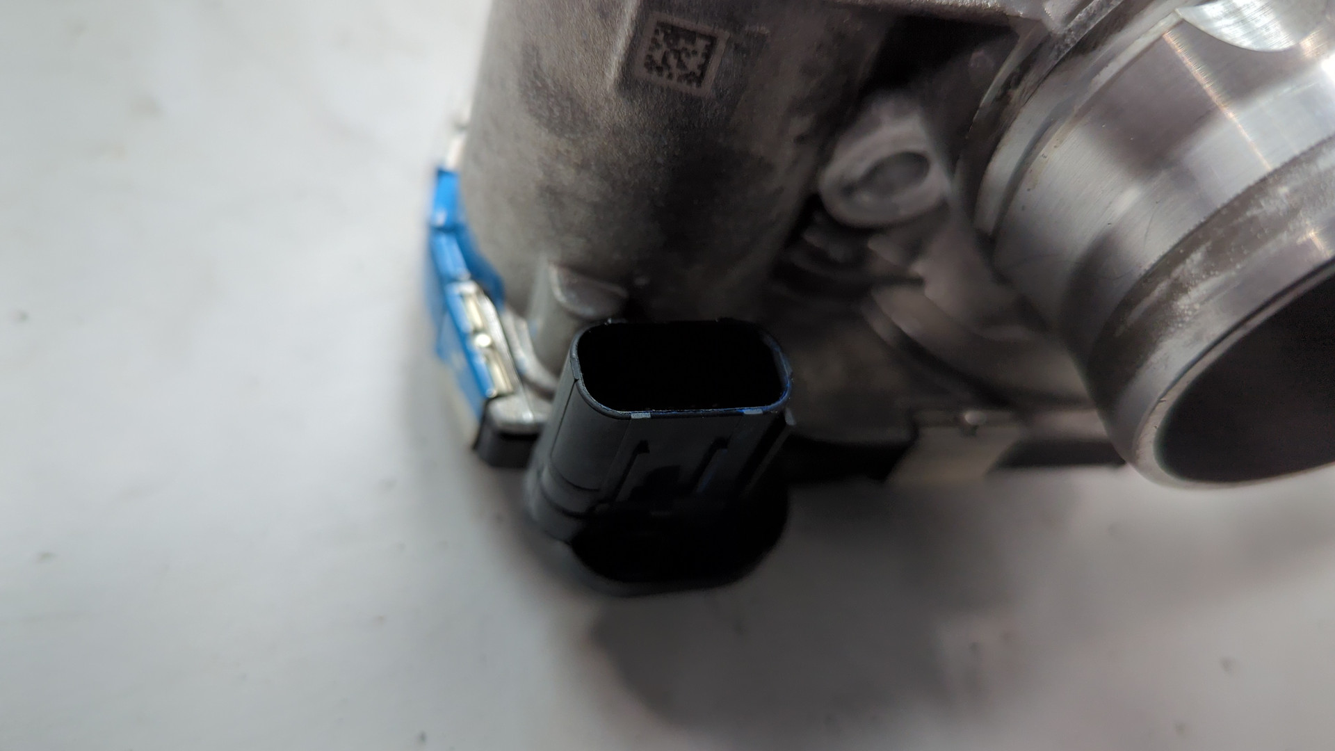 Заслонка дроссельная электрическая