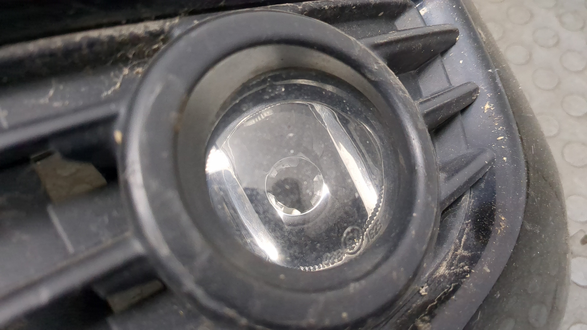 Бампер передний