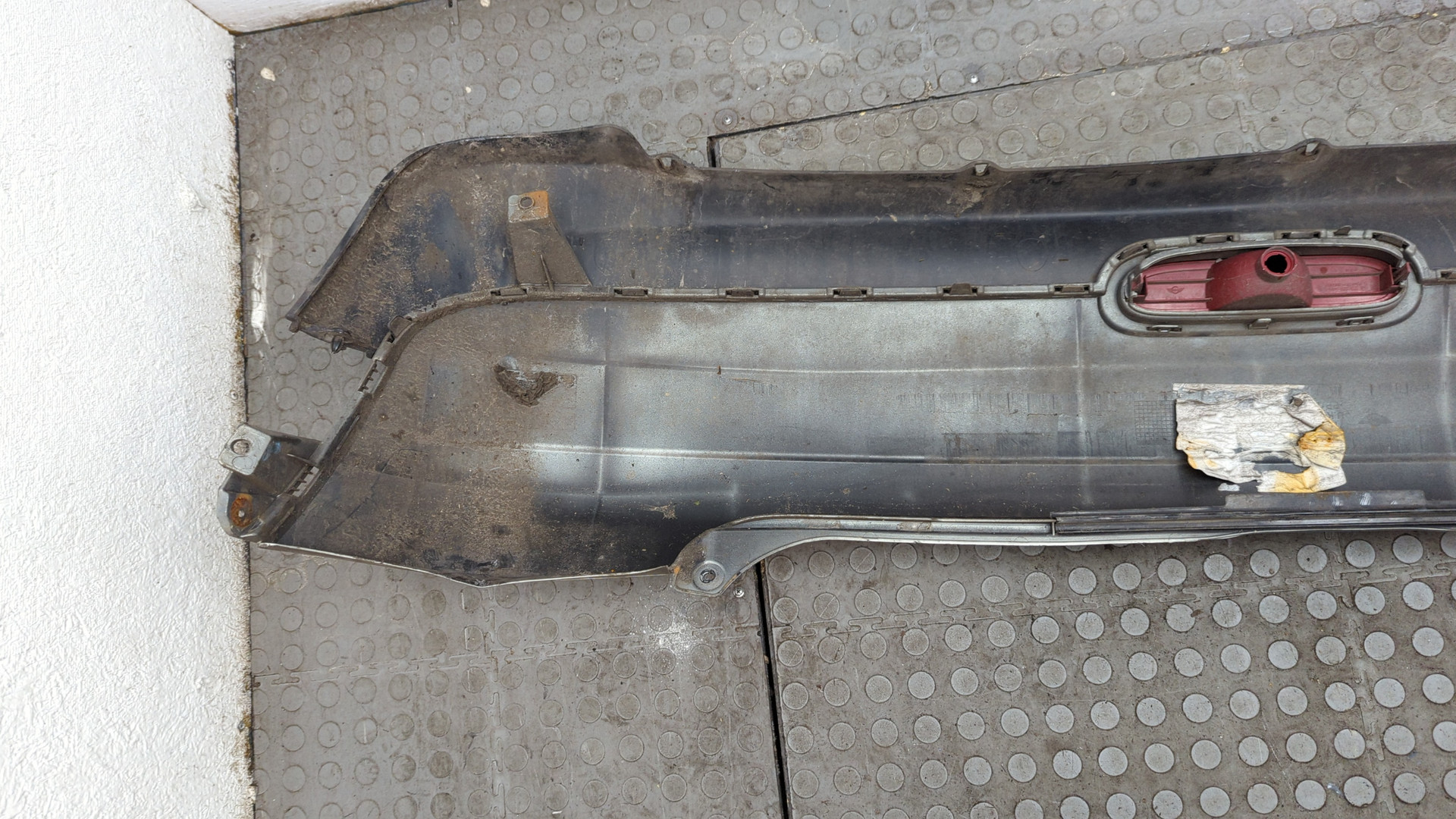 Бампер задний