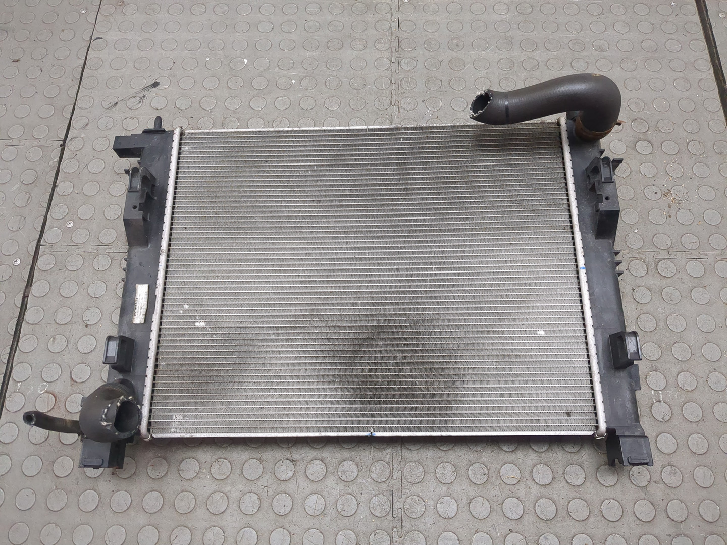 Радиатор охлаждения двигателя основной