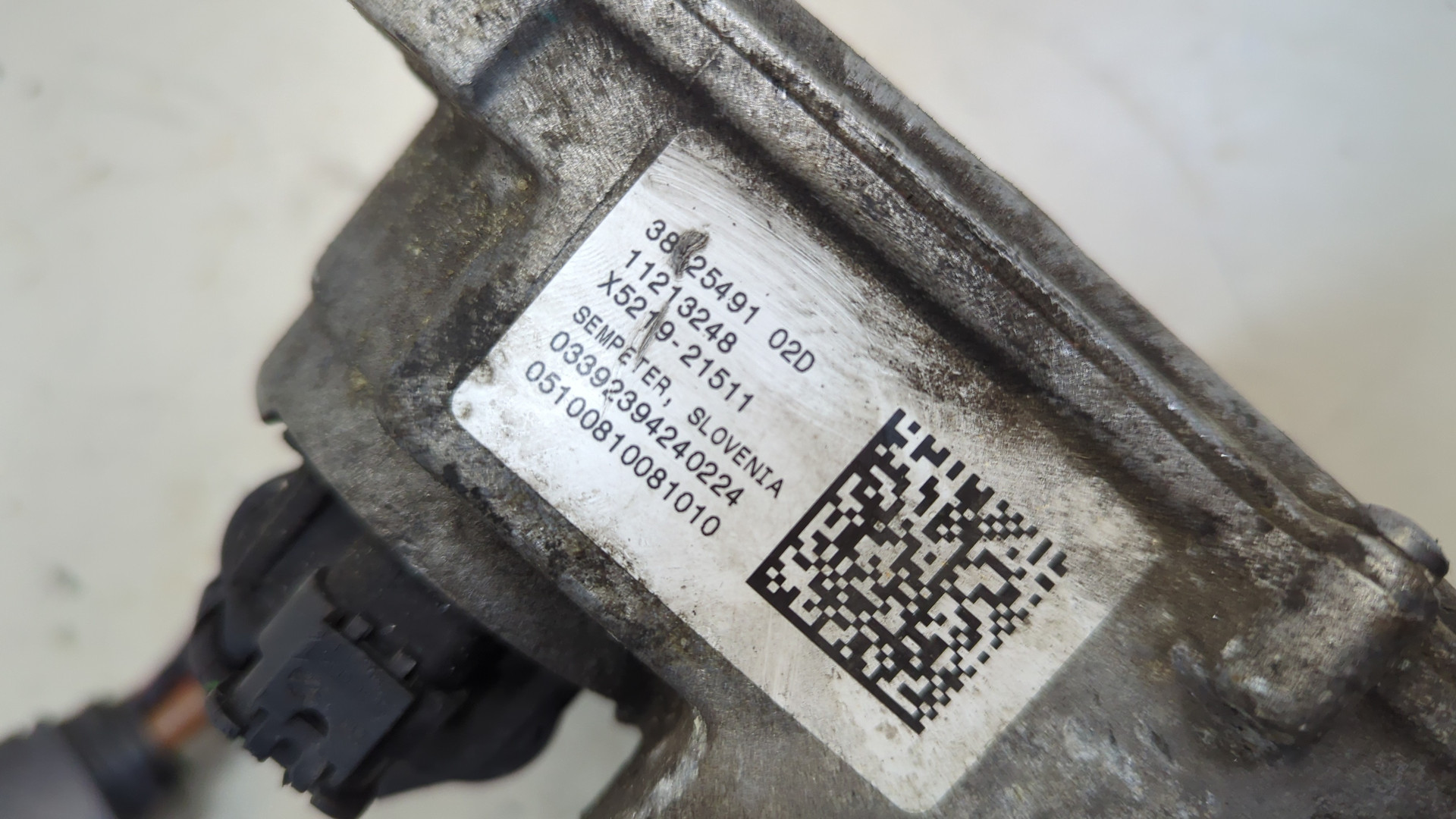 Серводвигатель рулевой рейки