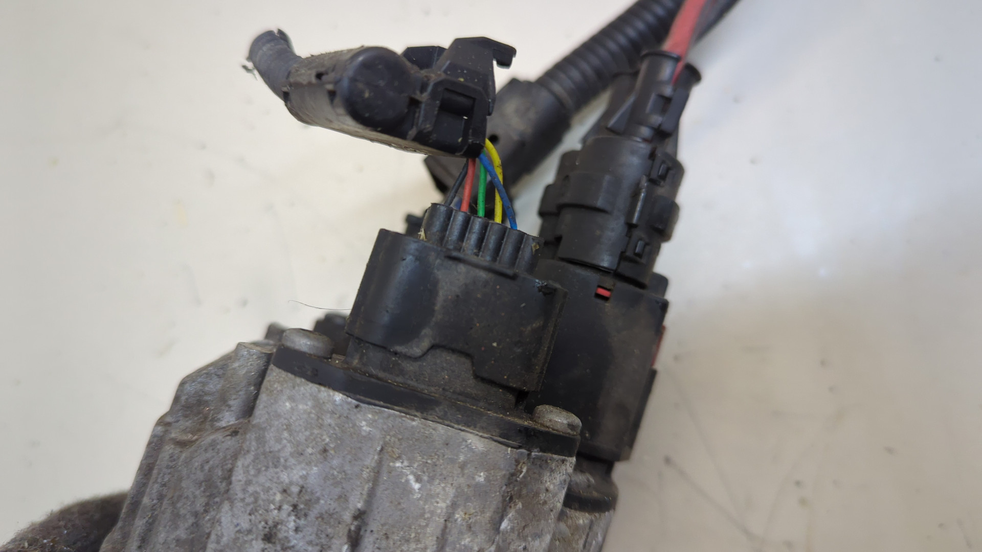 Серводвигатель рулевой рейки