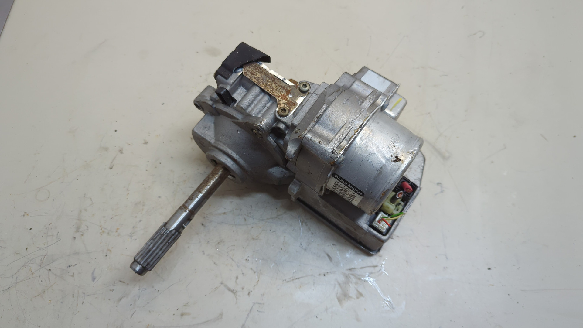 Серводвигатель рулевой рейки