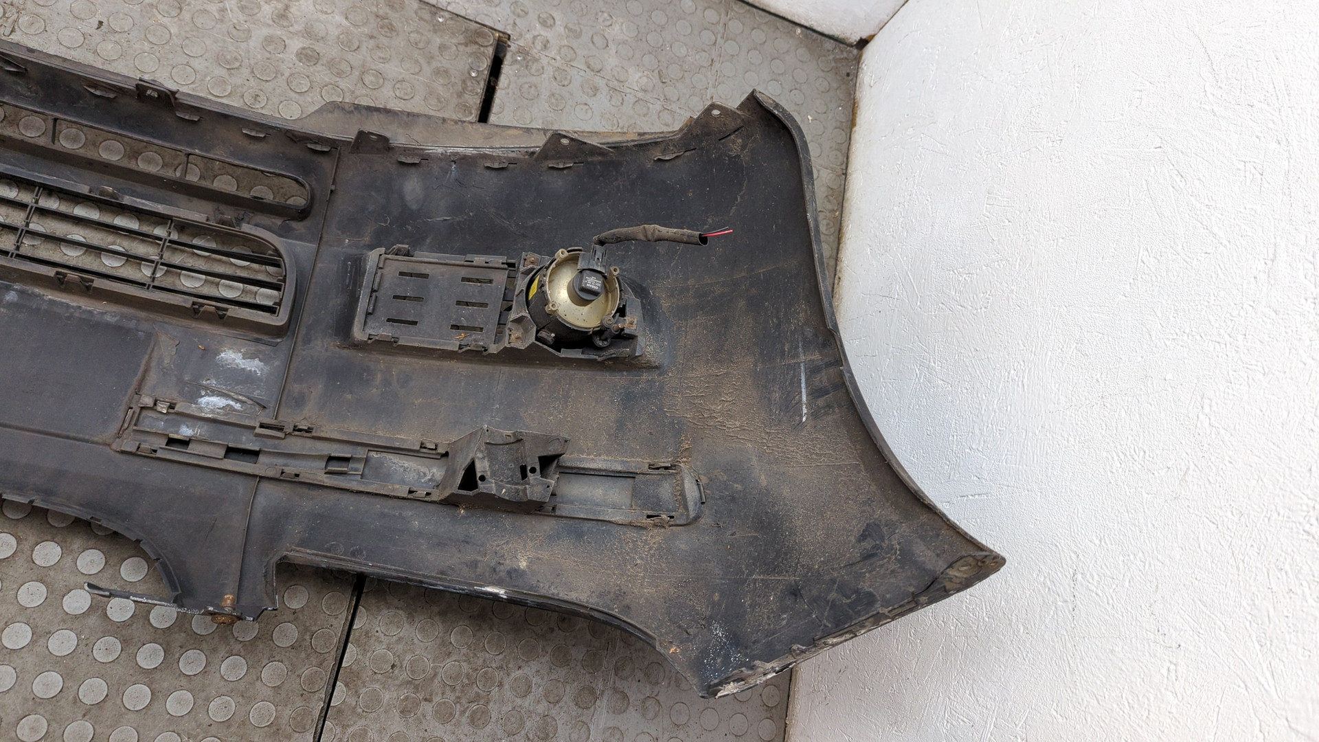 Бампер передний