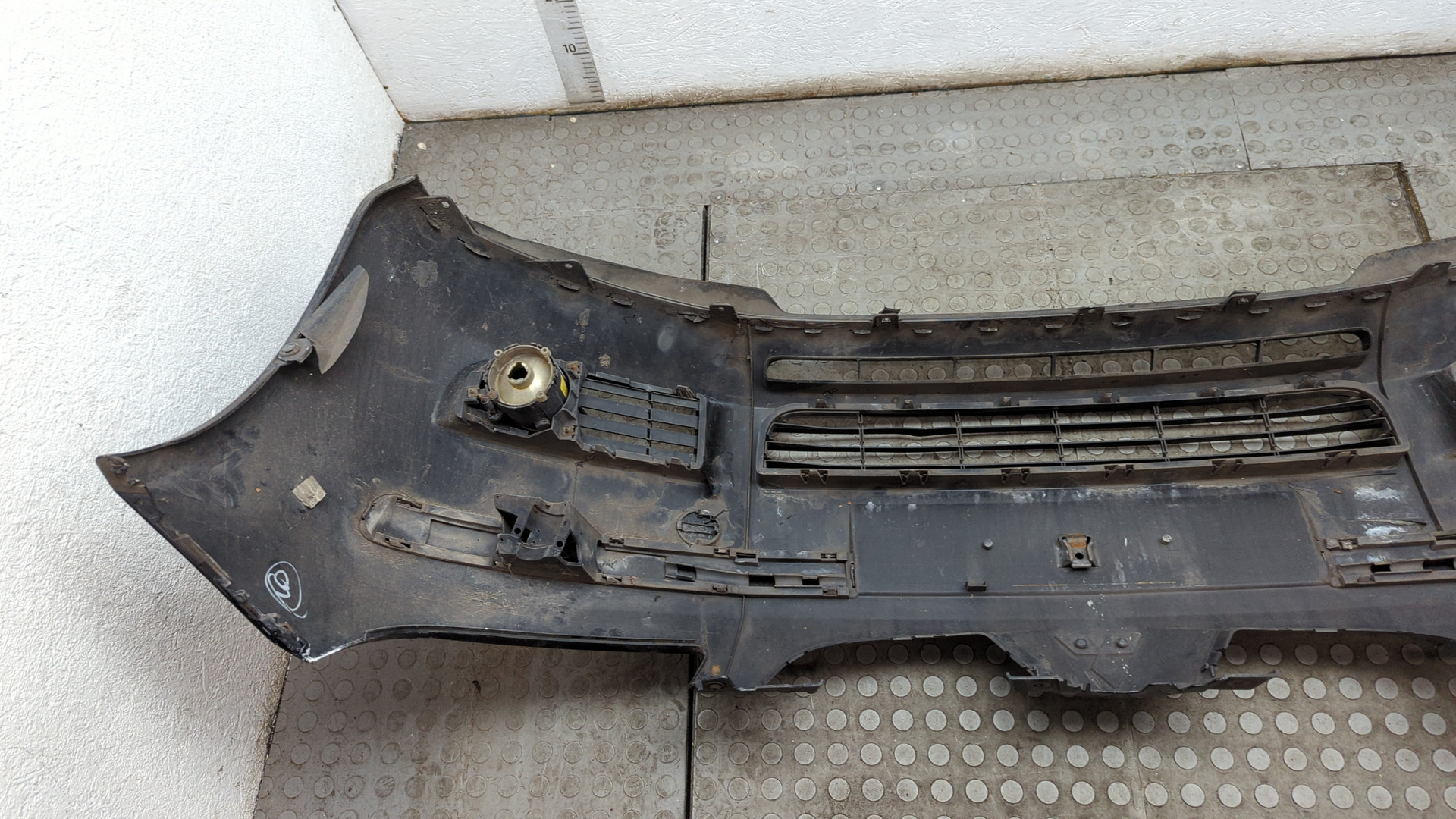 Бампер передний