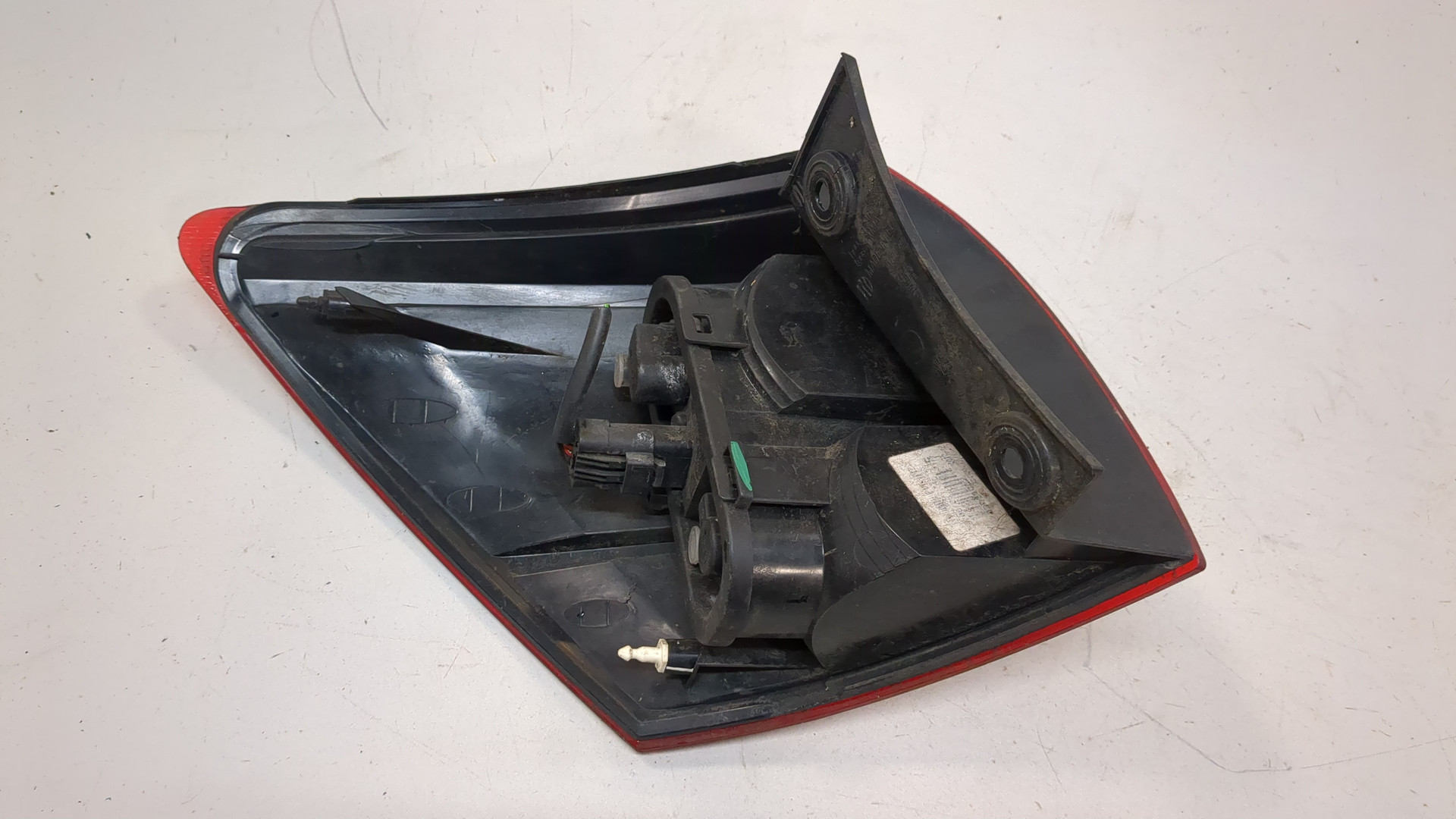 Фонарь задний правый