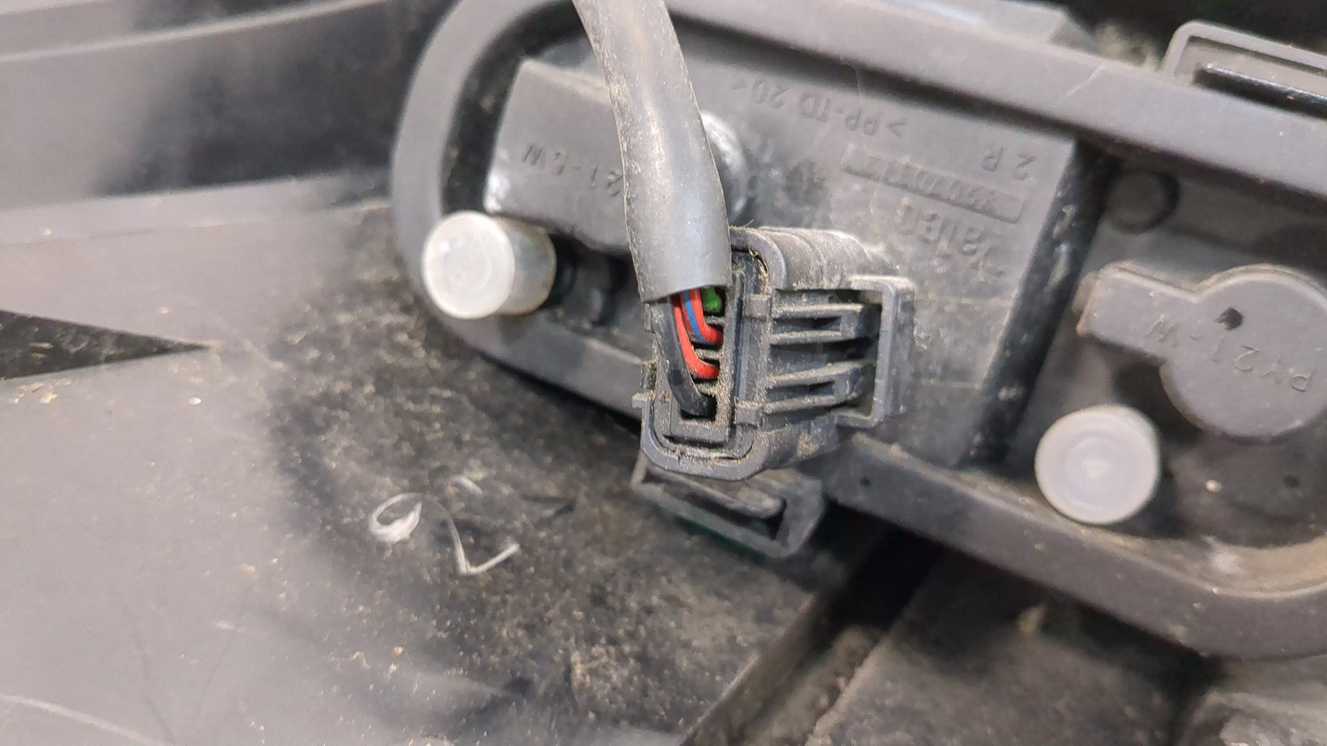 Фонарь задний правый