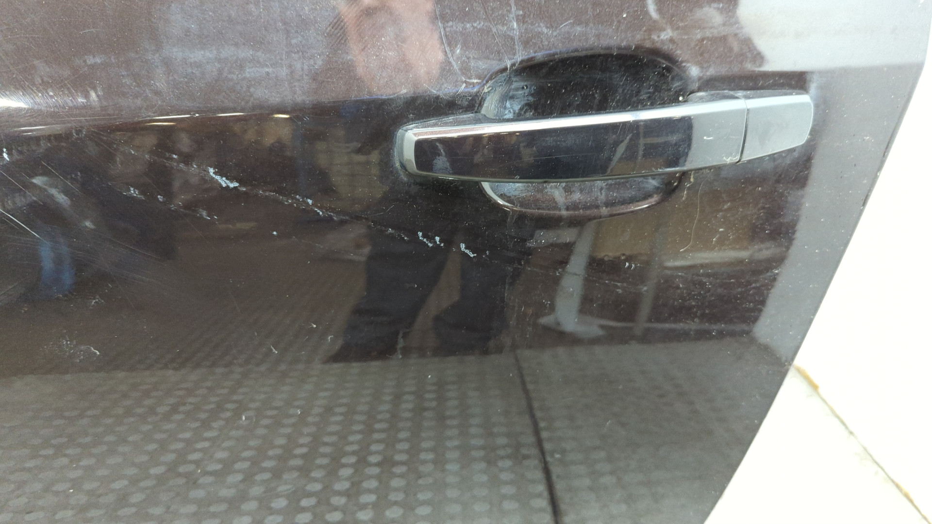 Дверь передняя левая