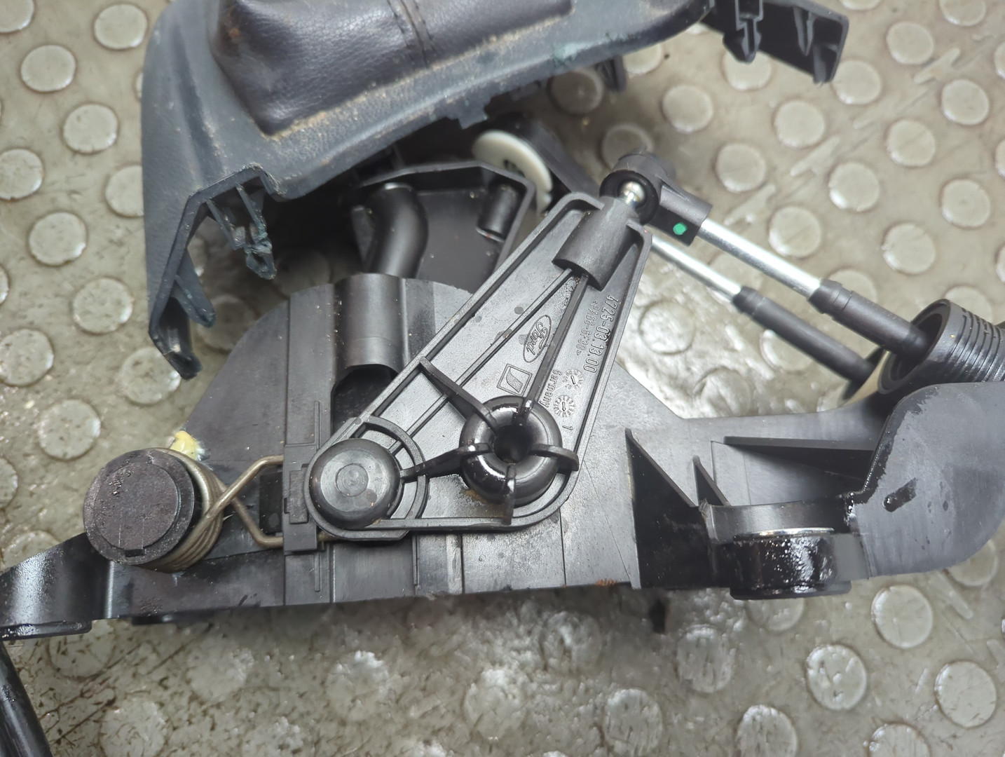 Кулиса МКПП / АКПП