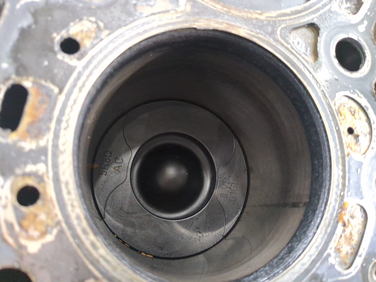 Блок двигателя