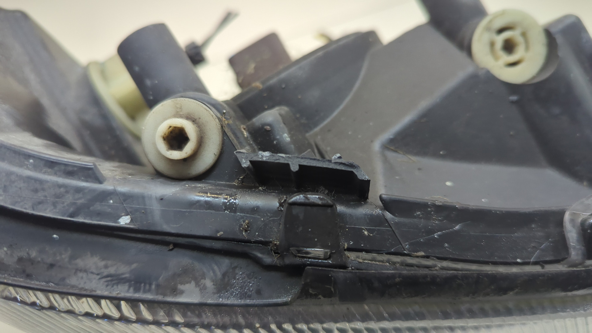 Фара правая