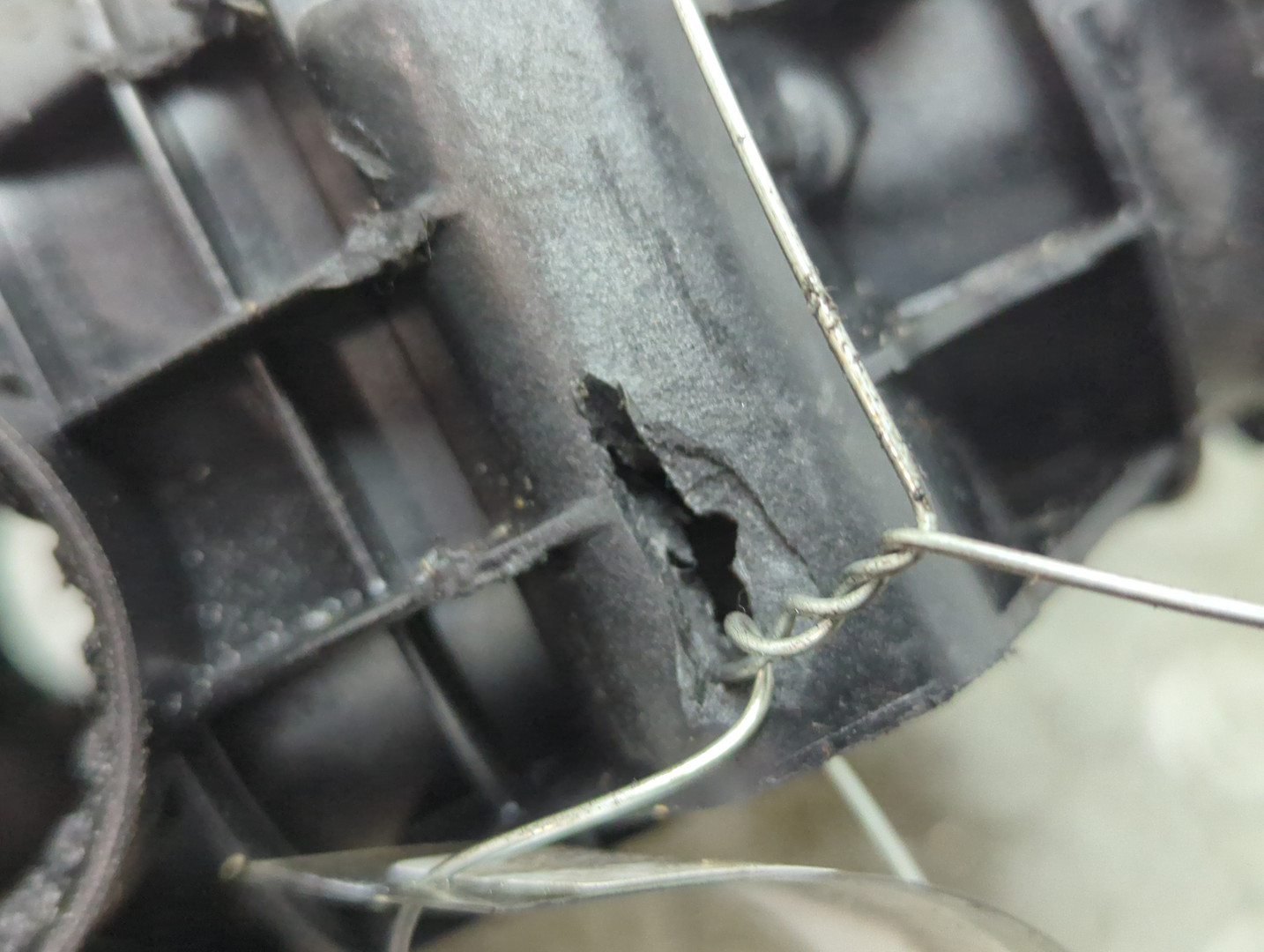 Заслонка дроссельная электрическая