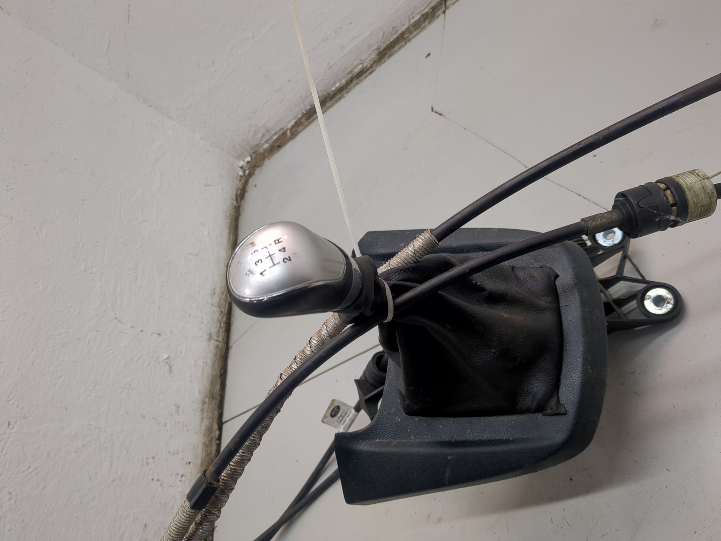 Кулиса МКПП / АКПП