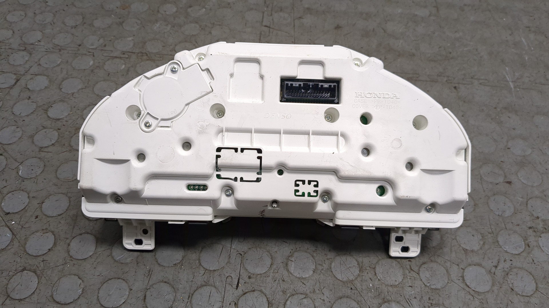 Панель приборов