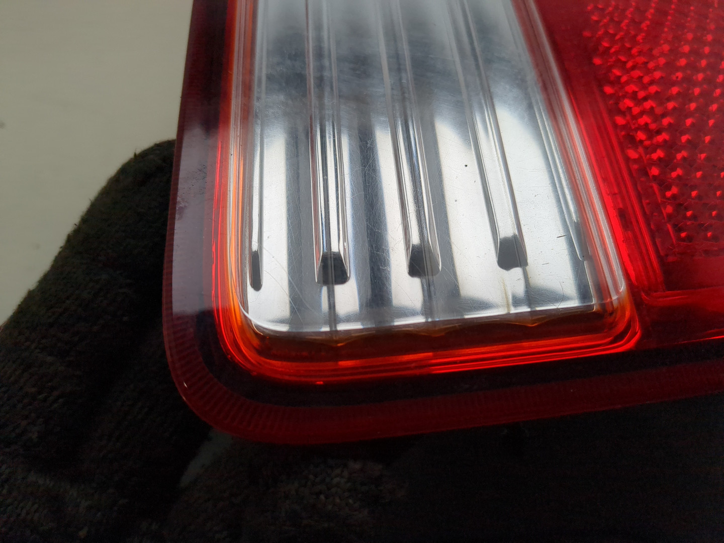 Фонарь задний правый