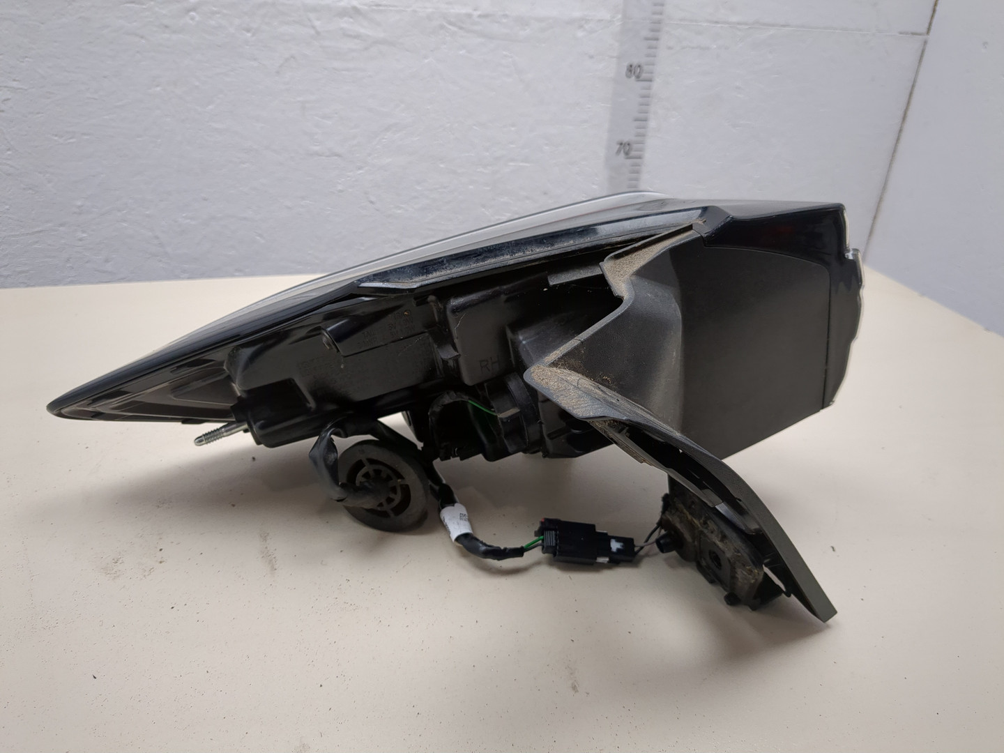 Фонарь задний правый