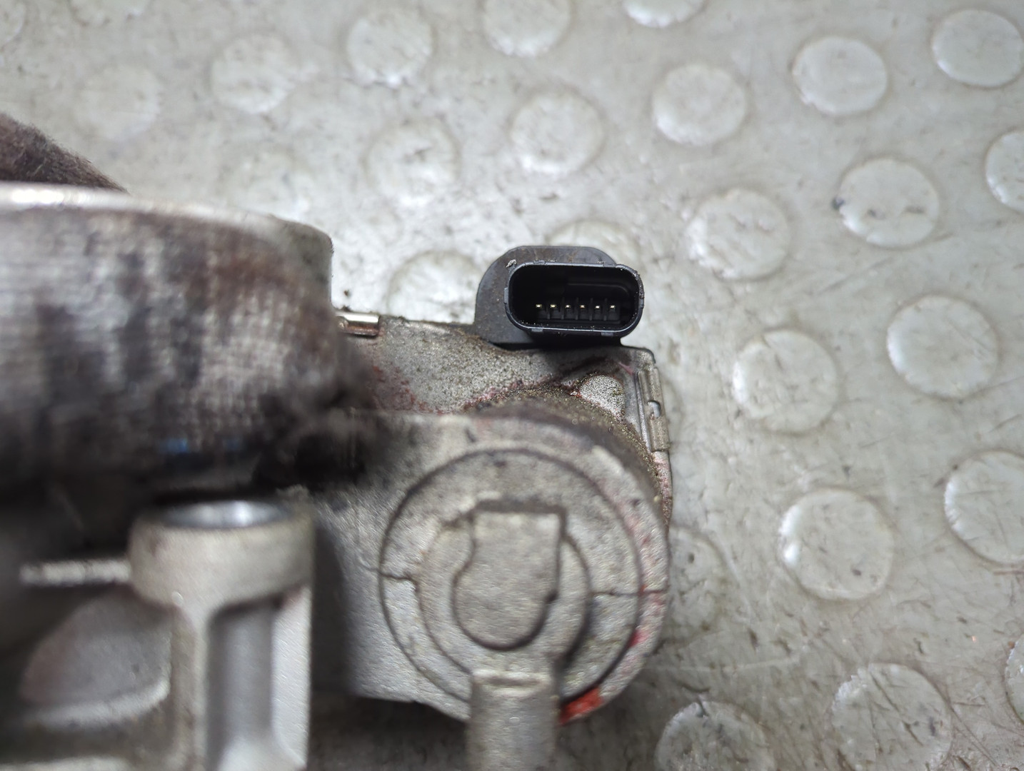 Заслонка дроссельная электрическая