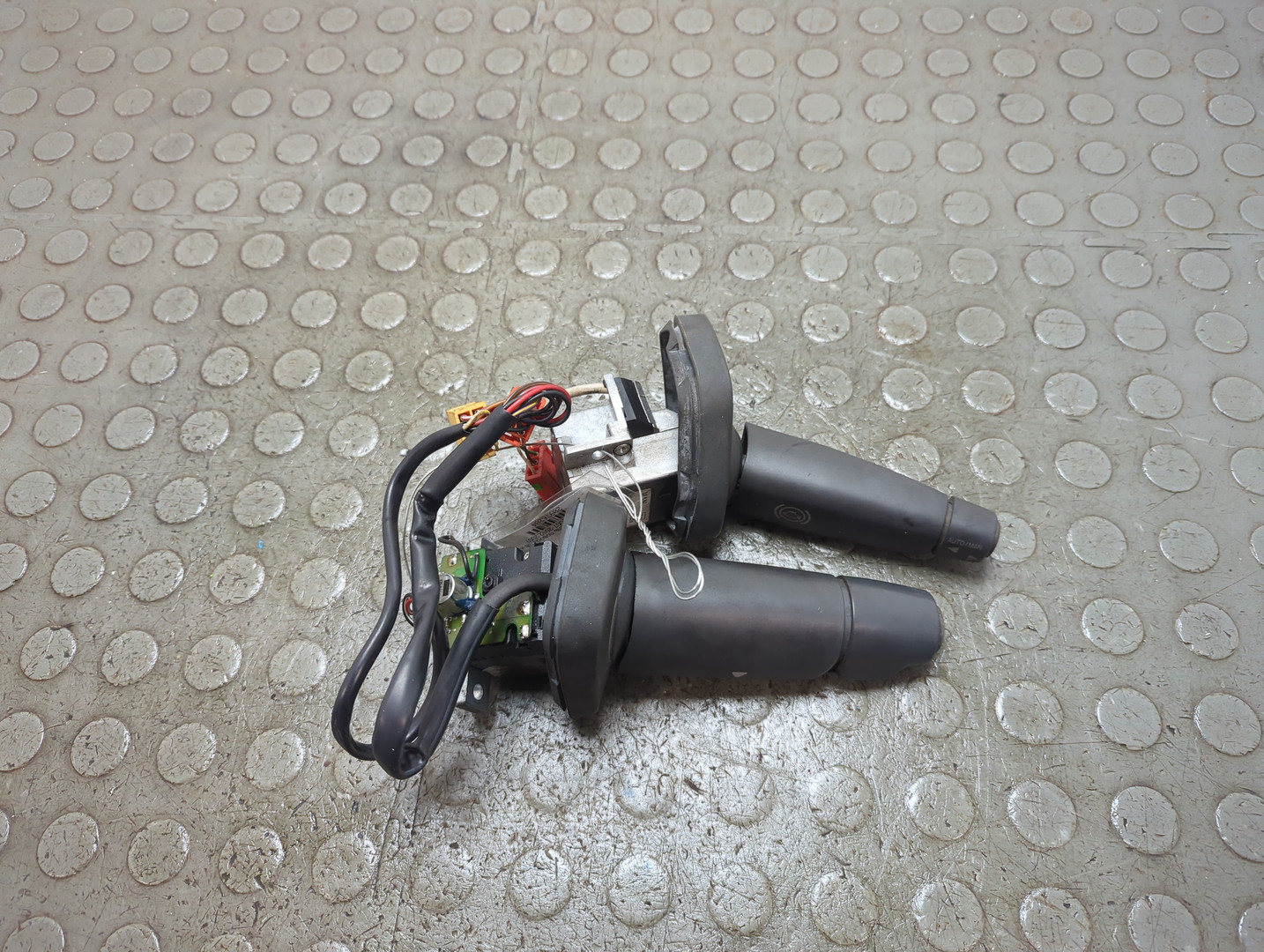 Переключатель подрулевой