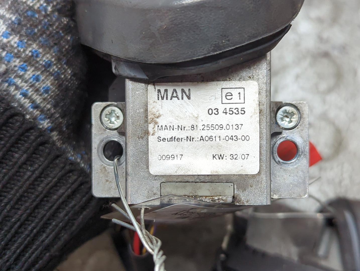 Переключатель подрулевой