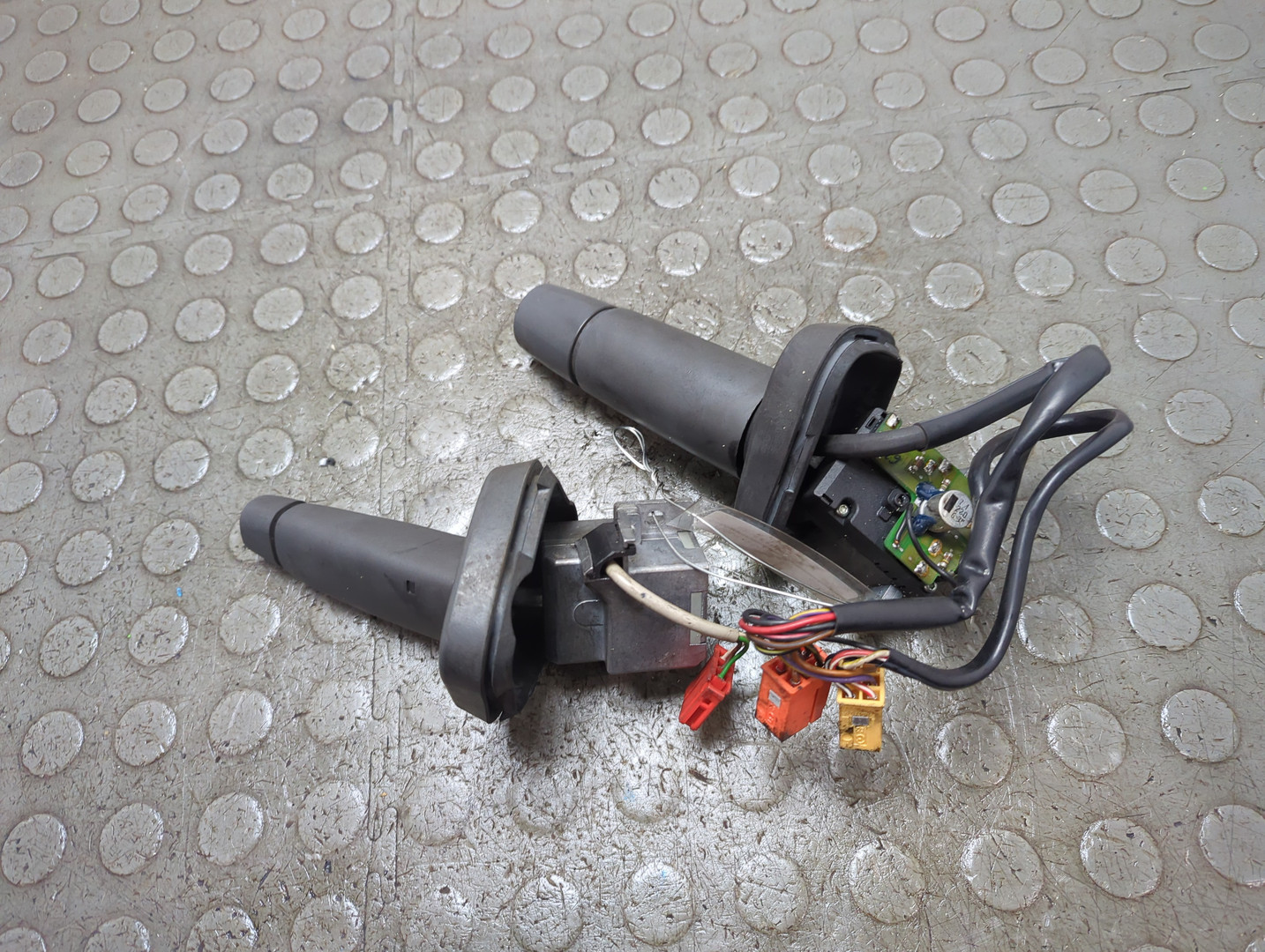 Переключатель подрулевой