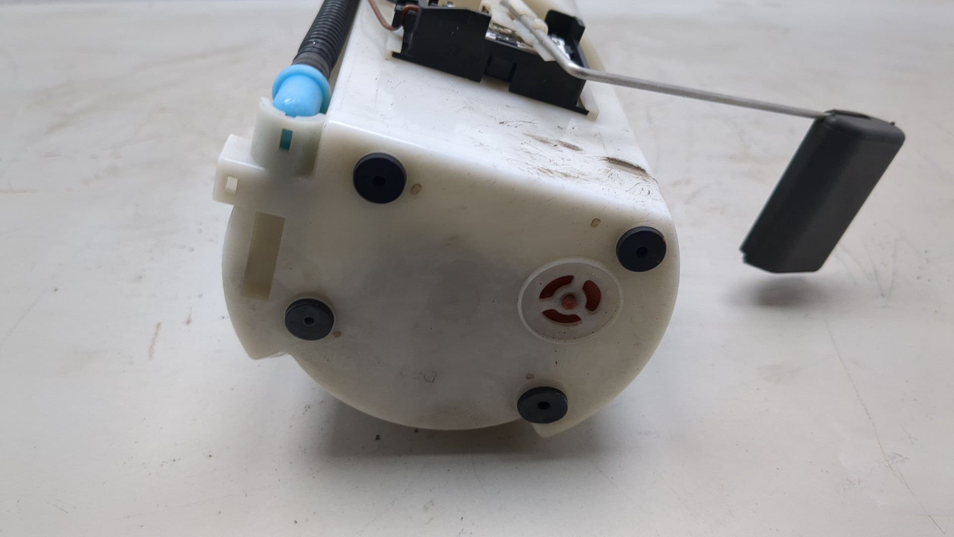 Насос топливный электрический