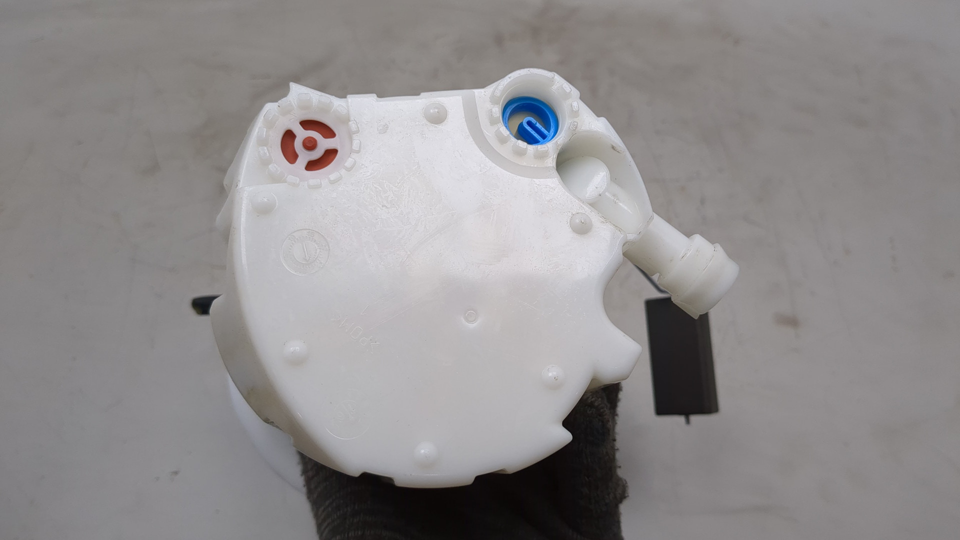 Насос топливный электрический