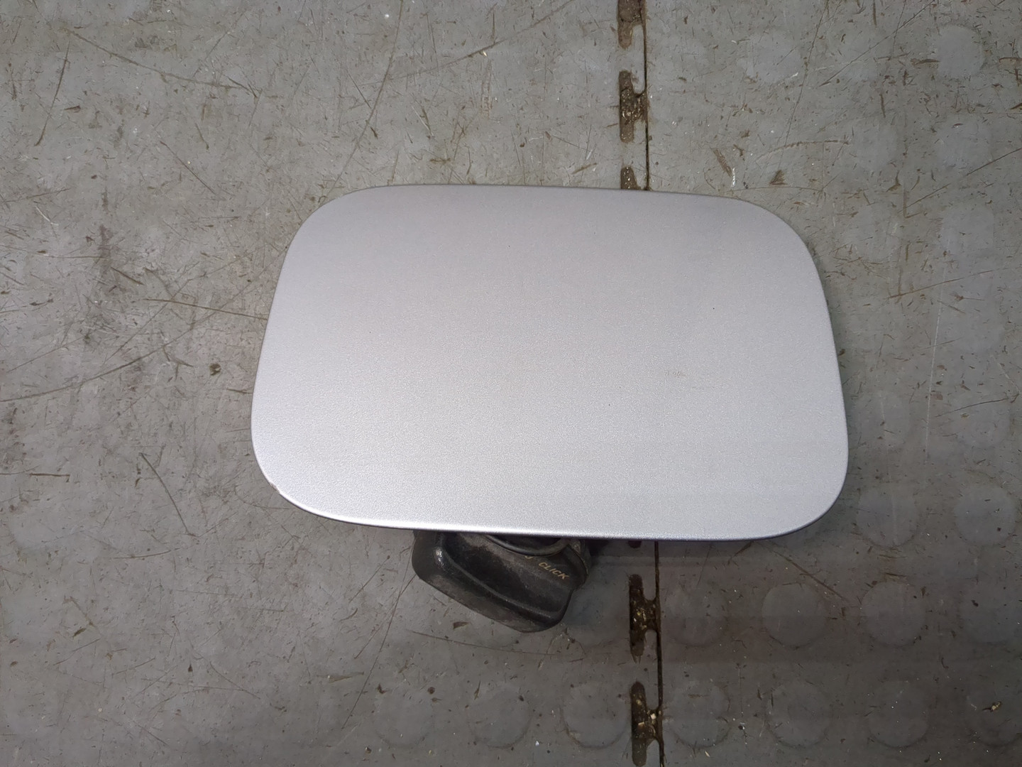 Лючок бензобака