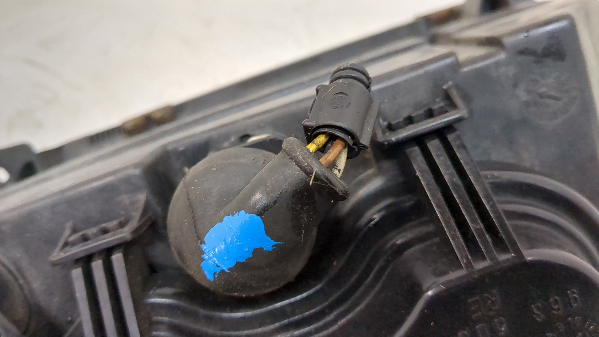 Фара правая