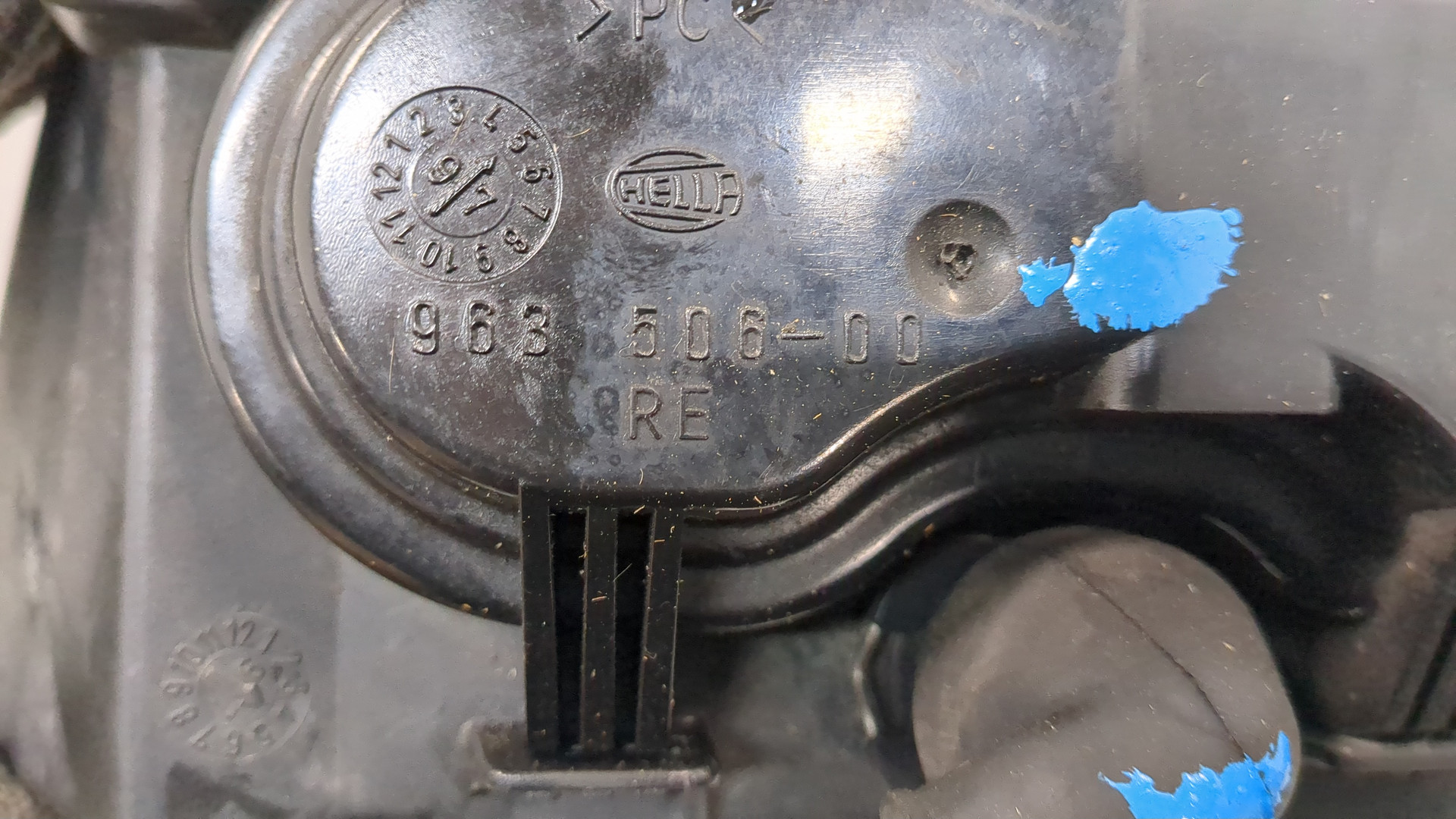 Фара правая