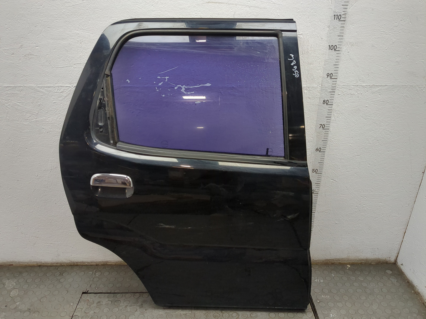 Дверь задняя правая