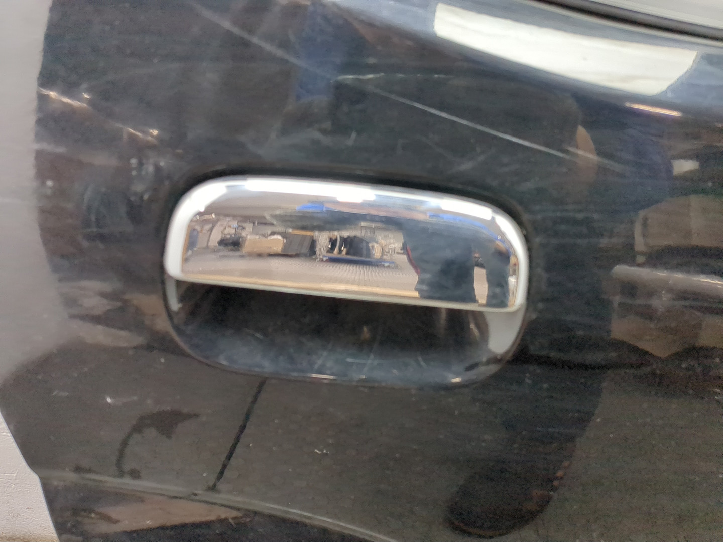 Дверь задняя правая