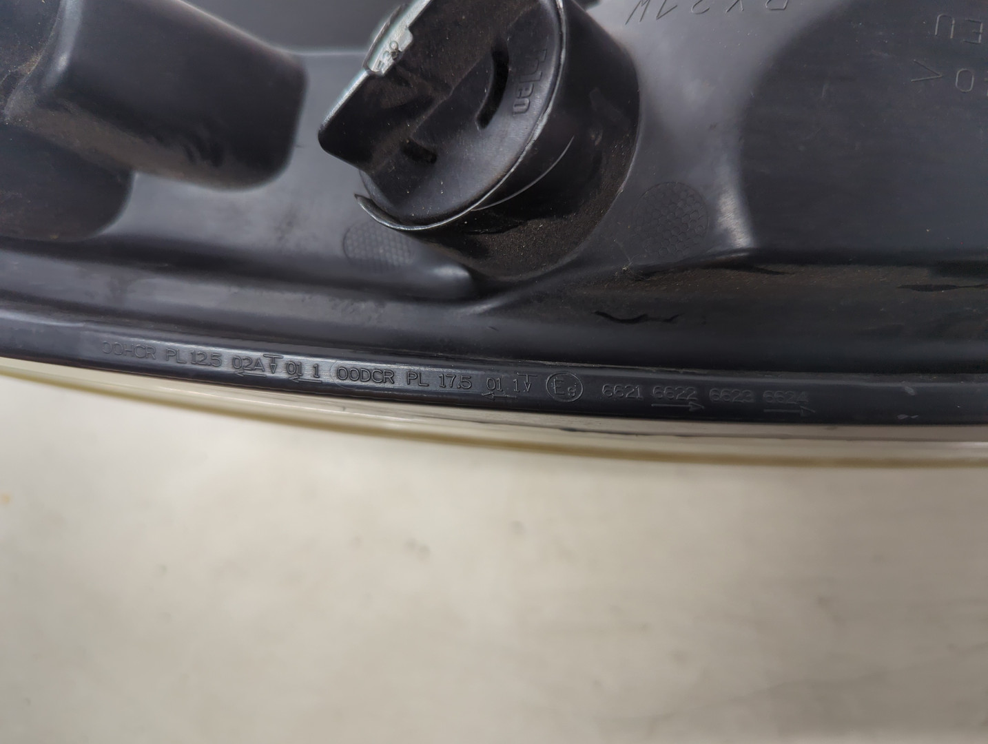 Фара правая