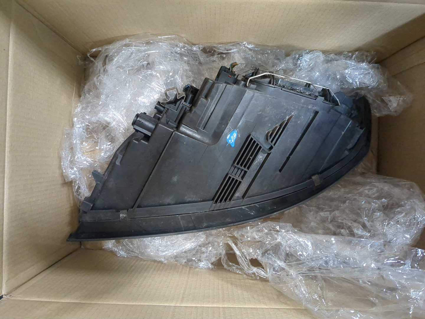 Фара правая