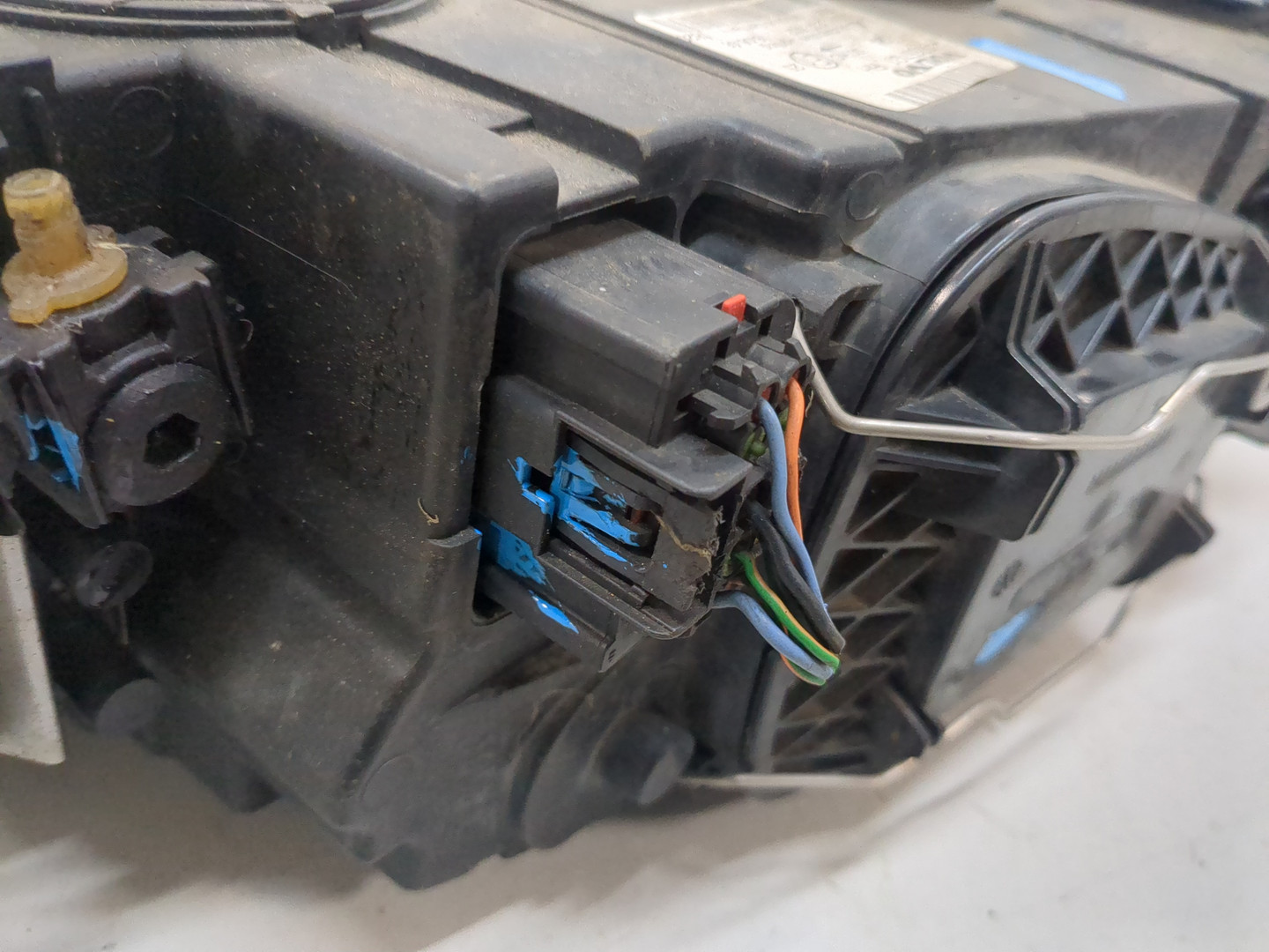 Фара правая