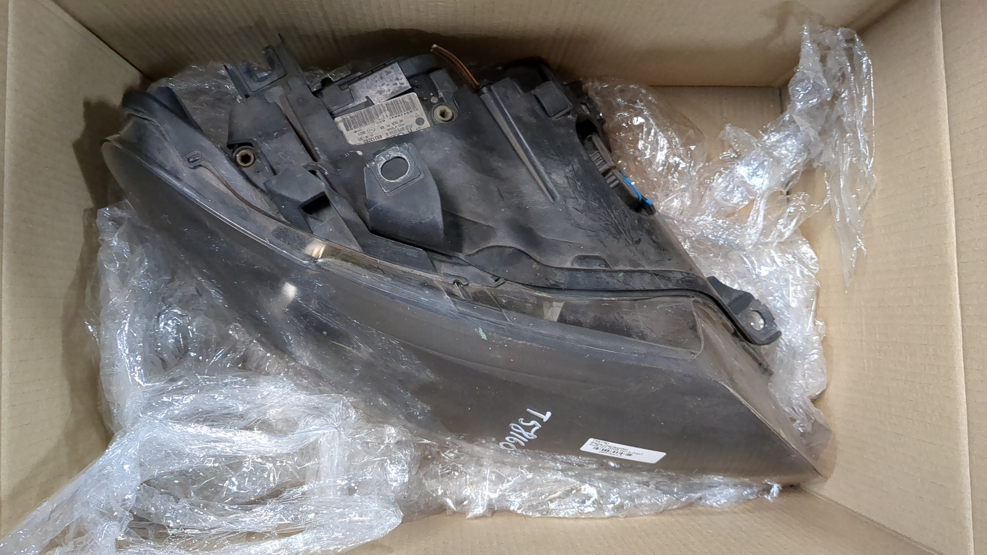 Фара правая