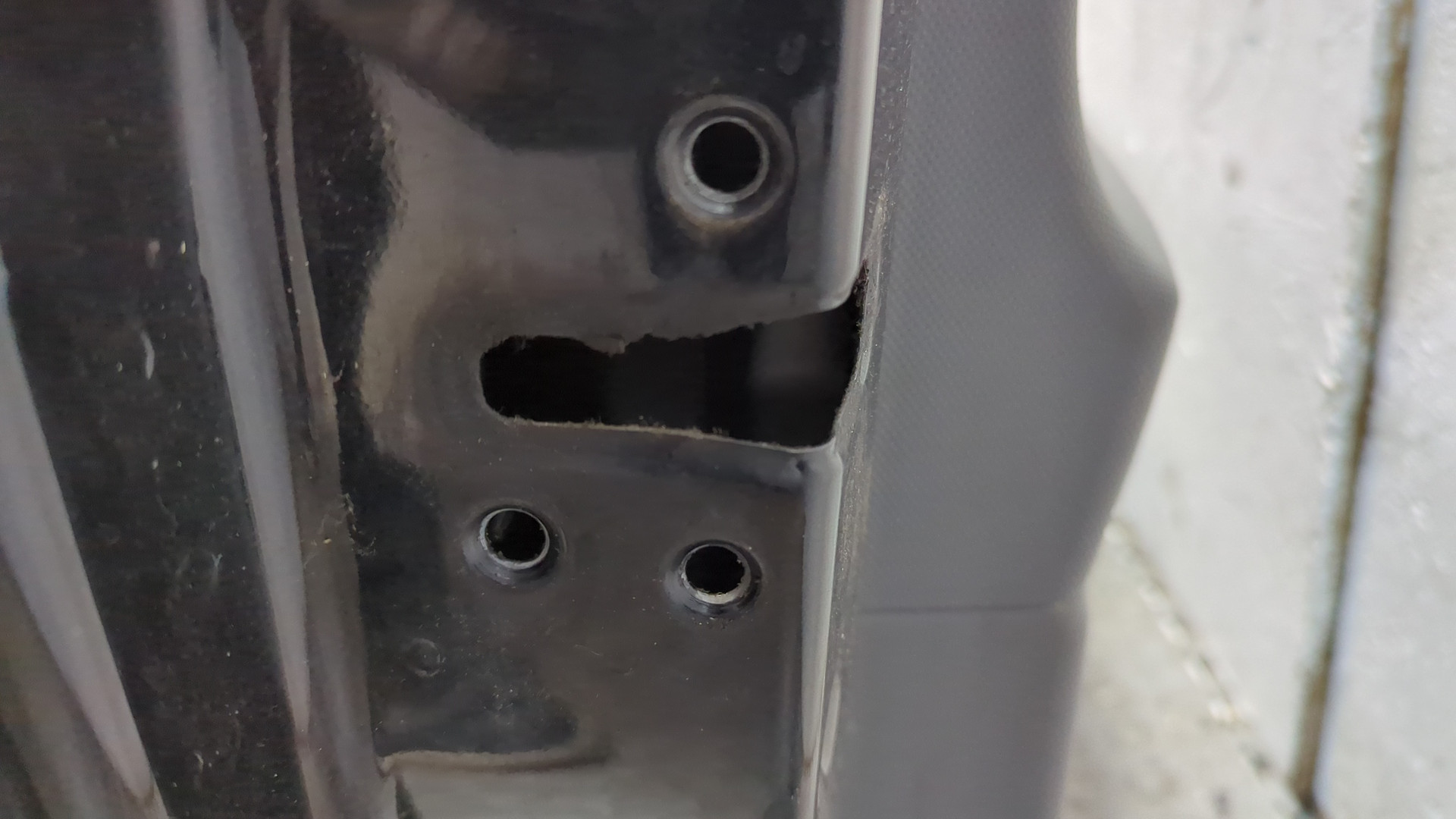 Дверь передняя левая