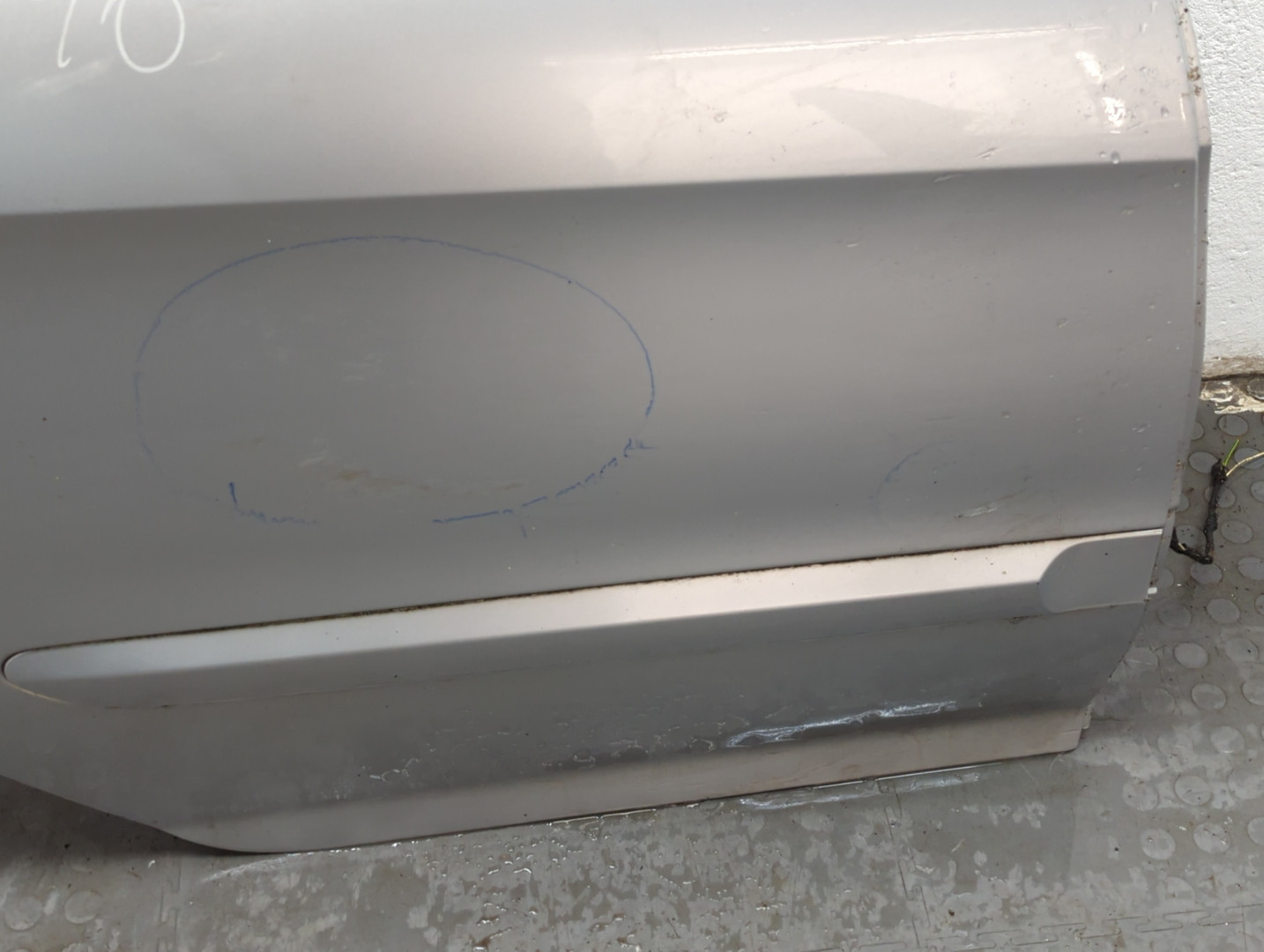 Дверь задняя правая