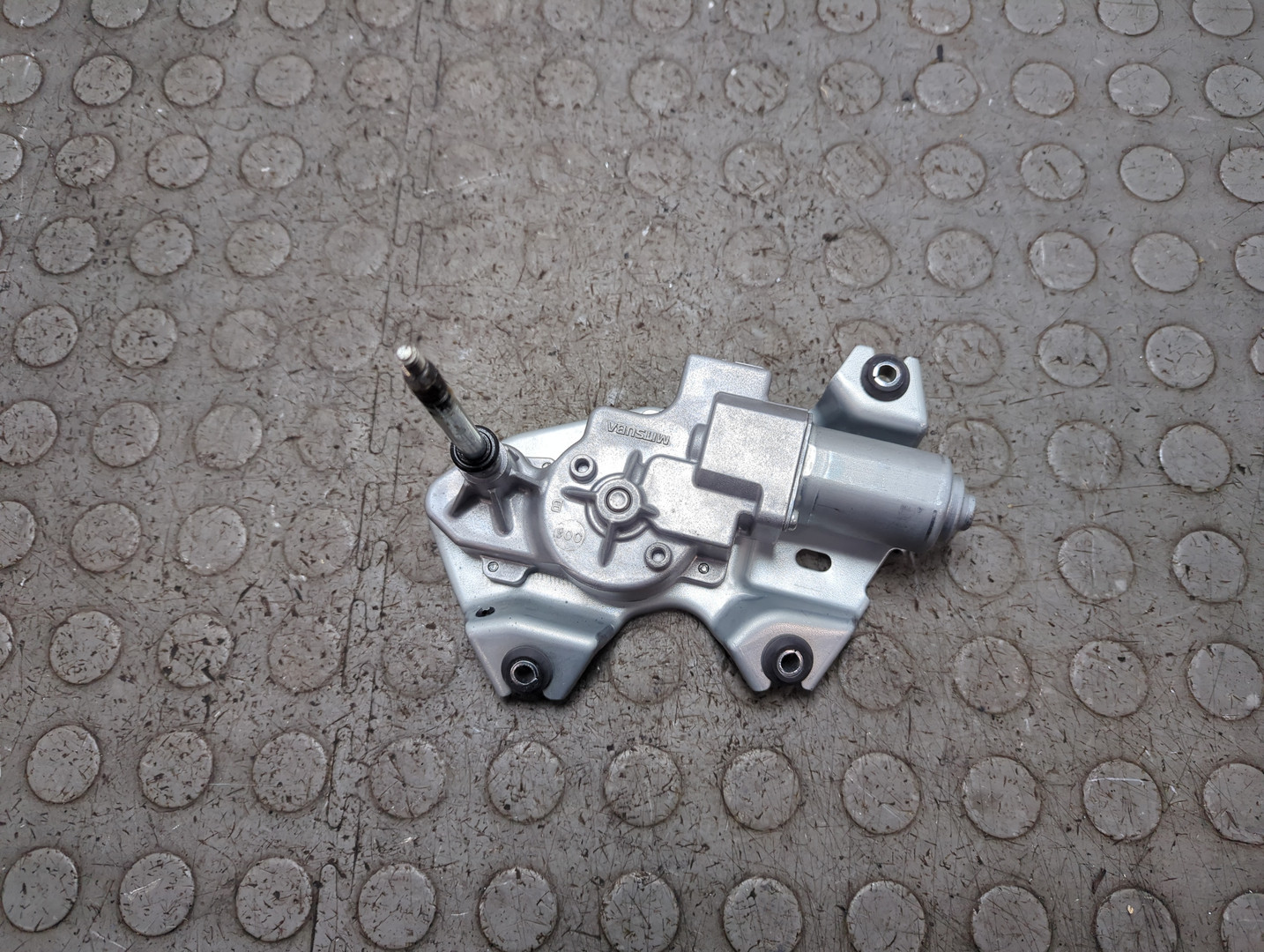 Моторчик стеклоочистителя задний